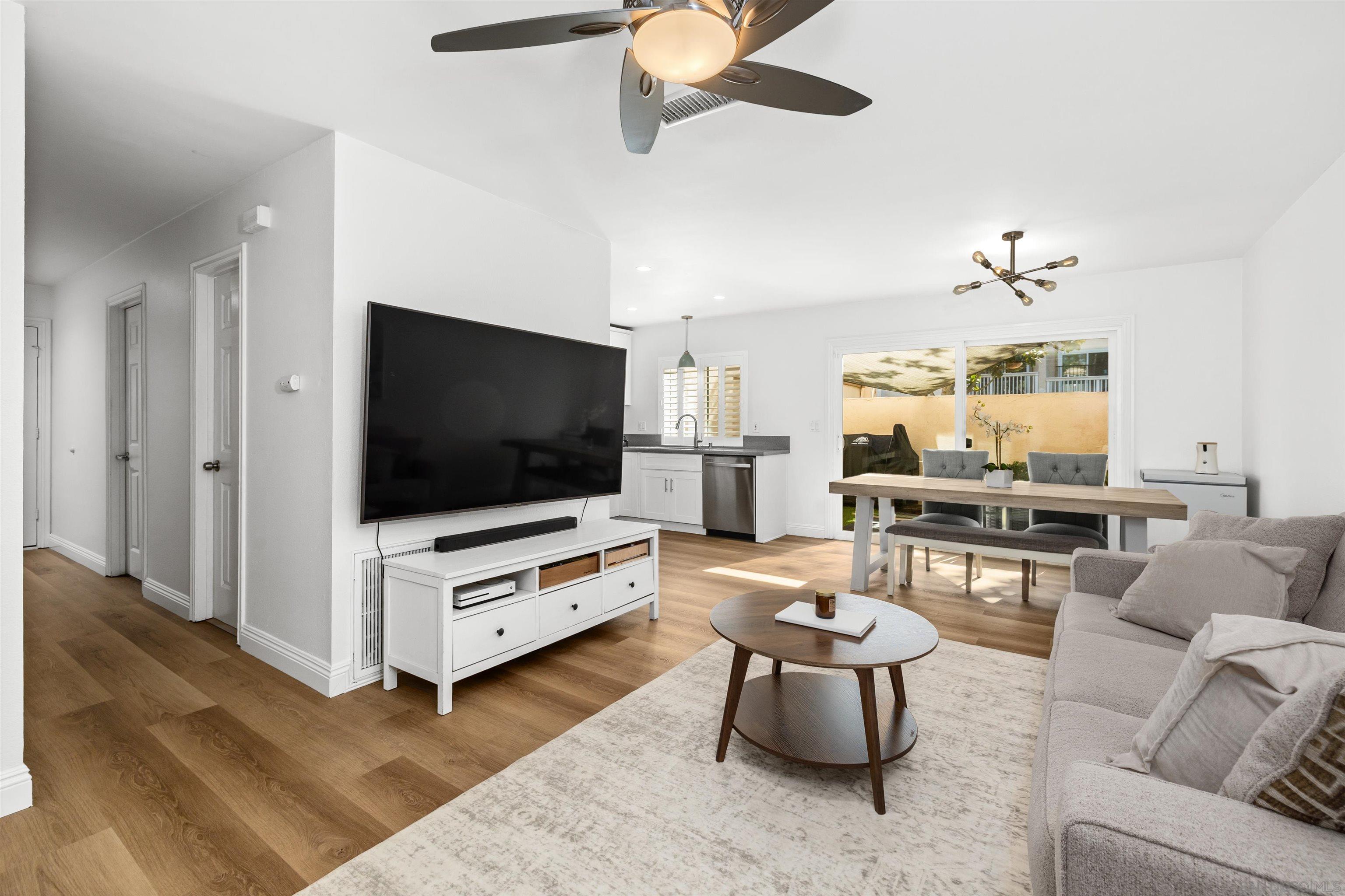 Front Image Thumbnail for SD260006148