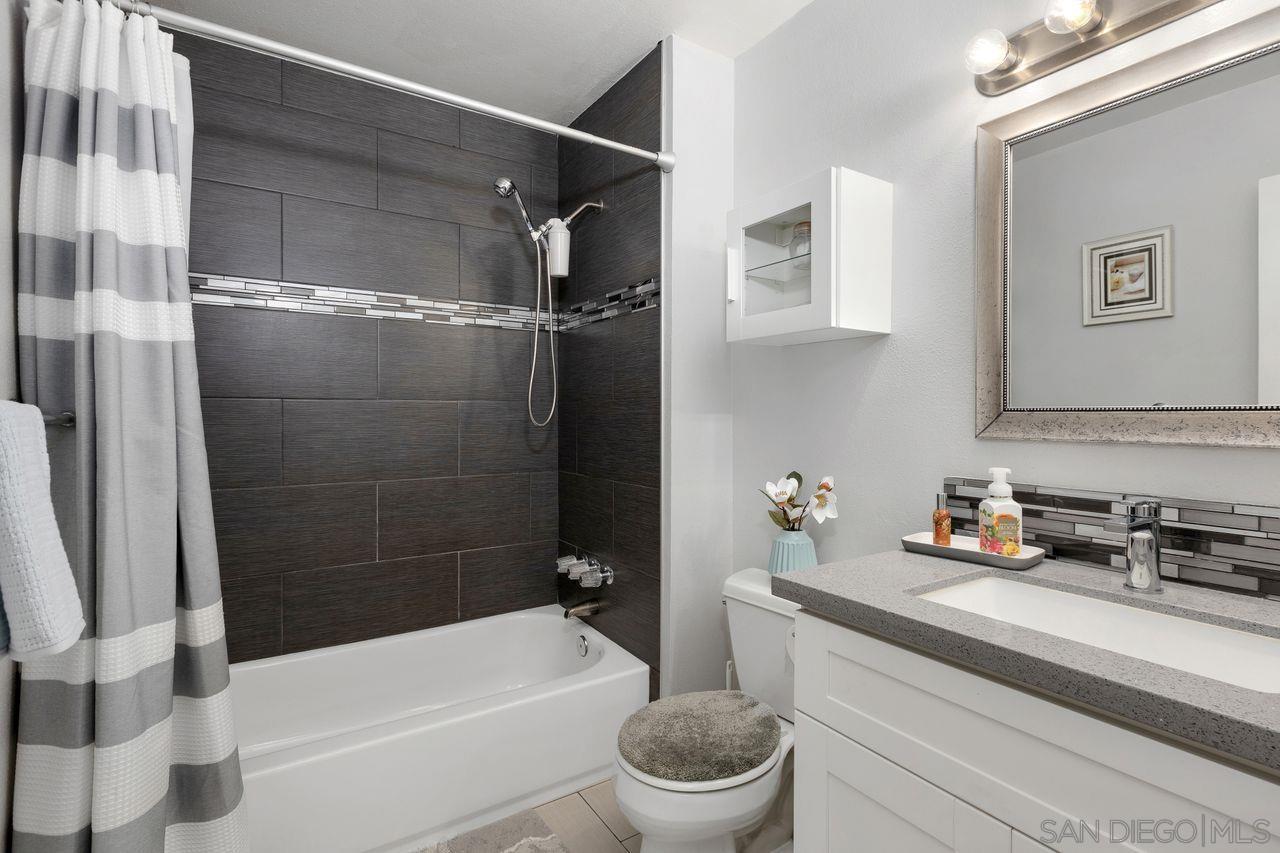 Detail Gallery Image 19 of 35 For 5597  Caminito Jose, San Diego,  CA 92111 - 4 Beds | 2/1 Baths