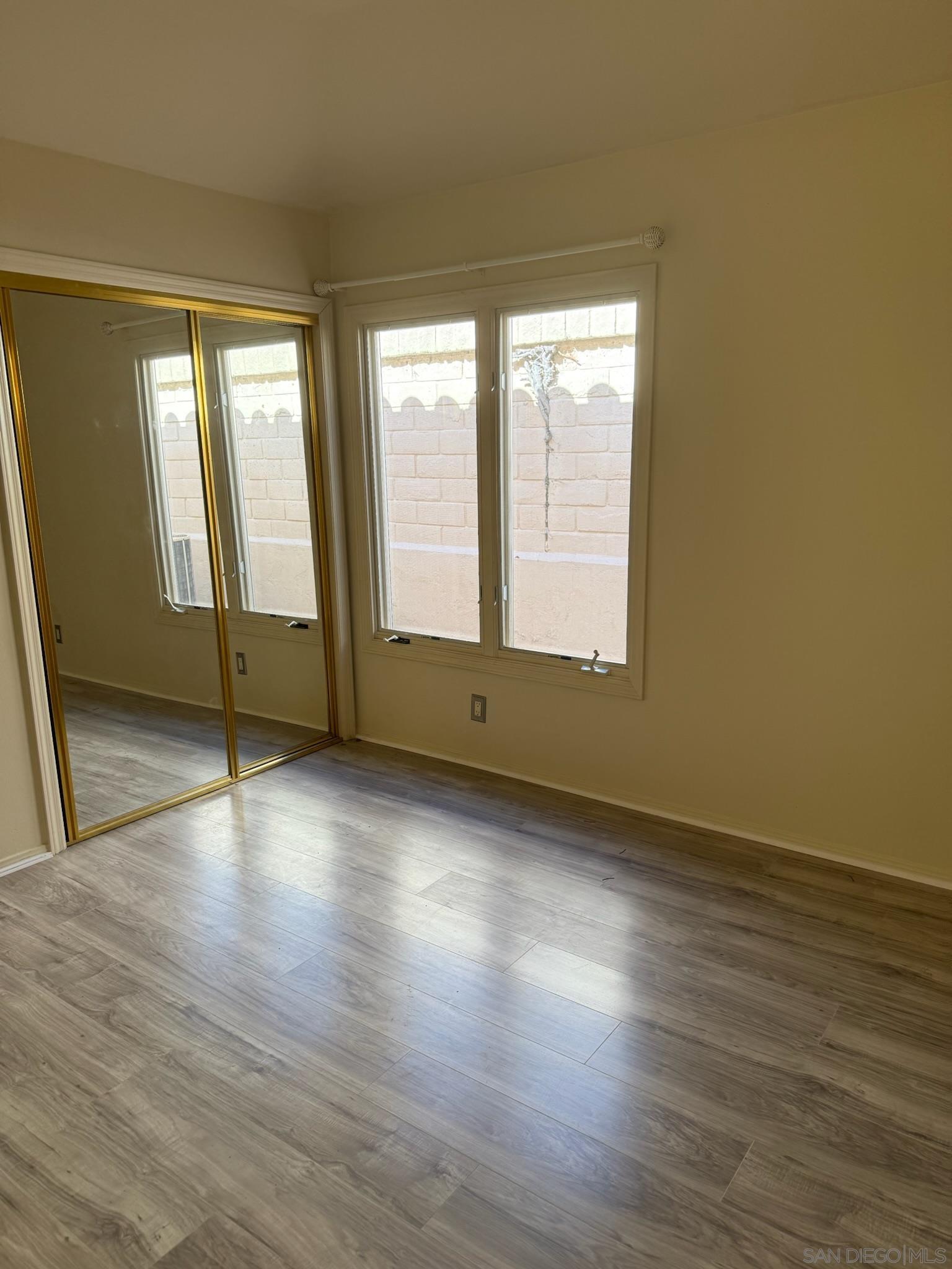 Detail Gallery Image 21 of 52 For 5574  Caminito Genio, La Jolla,  CA 92037 - 4 Beds | 2/1 Baths