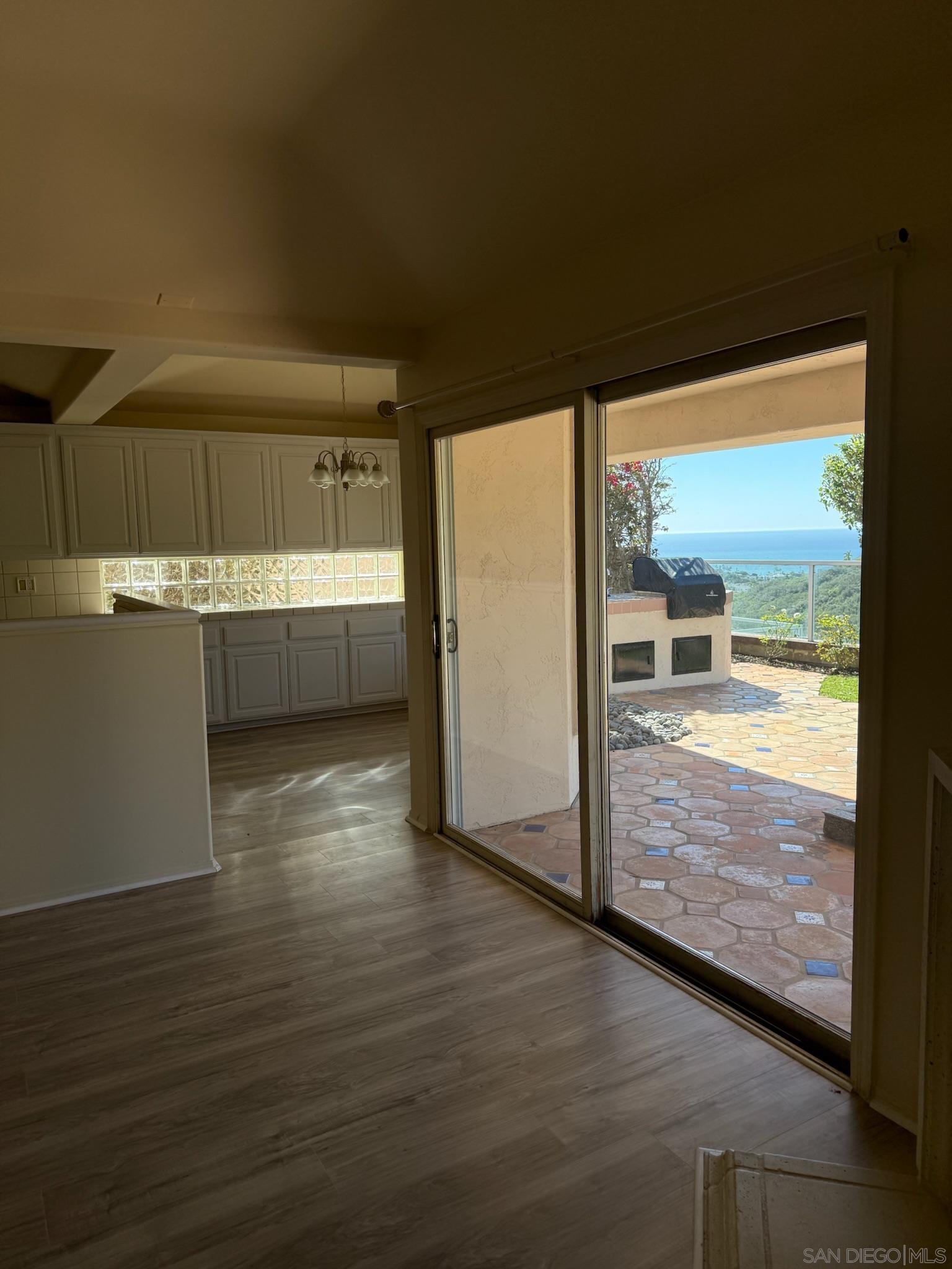 Detail Gallery Image 46 of 52 For 5574  Caminito Genio, La Jolla,  CA 92037 - 4 Beds | 2/1 Baths