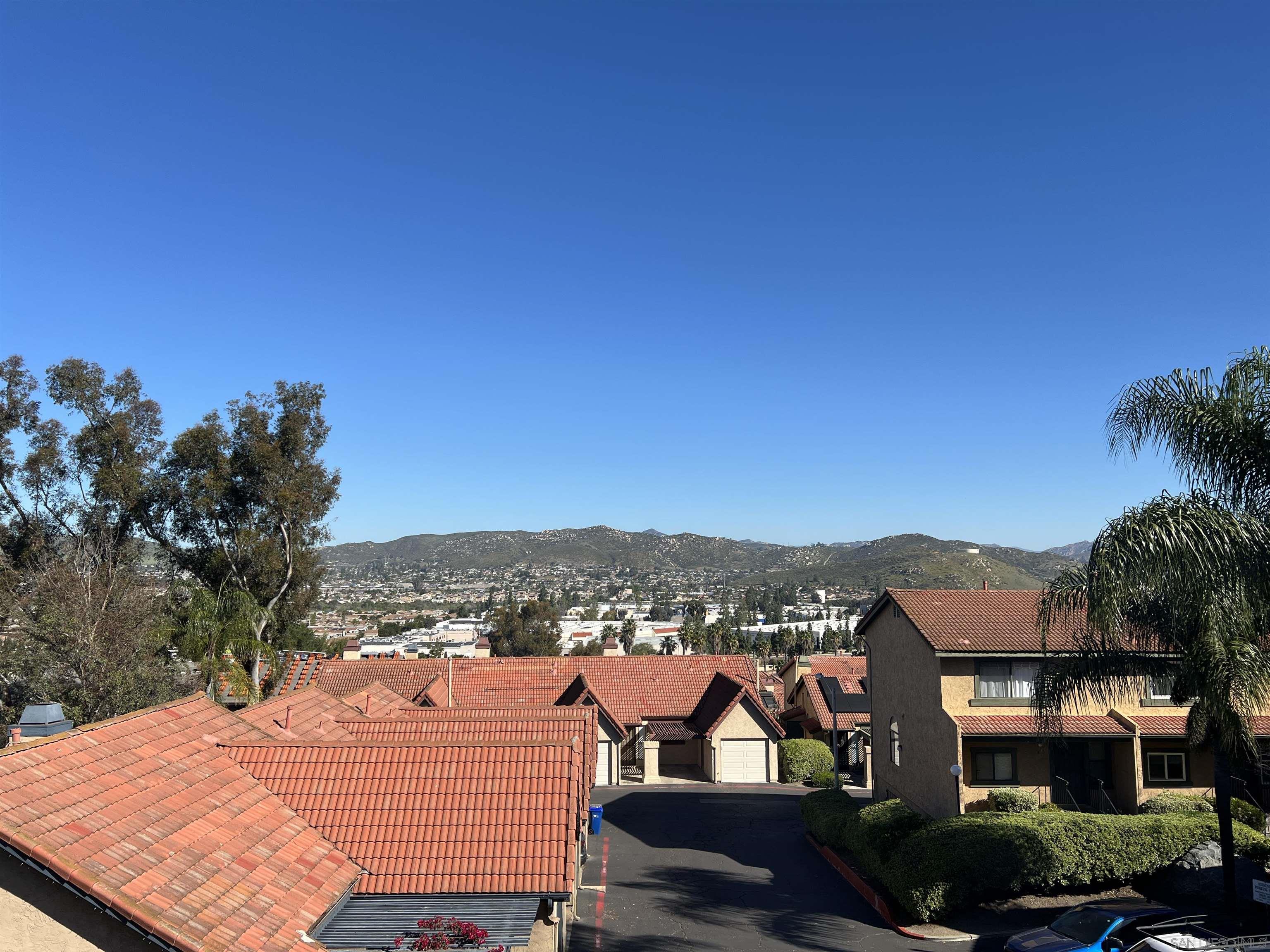 Detail Gallery Image 14 of 17 For 10814  Riderwood Terrace  #D,  Santee,  CA 92071 - 2 Beds | 1/1 Baths