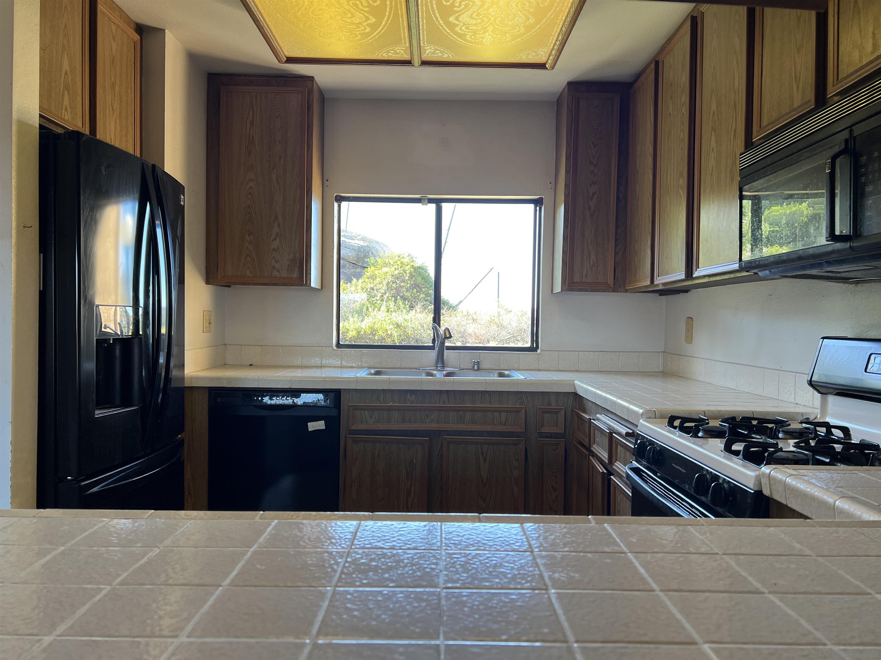 Detail Gallery Image 6 of 17 For 10814  Riderwood Terrace  #D,  Santee,  CA 92071 - 2 Beds | 1/1 Baths