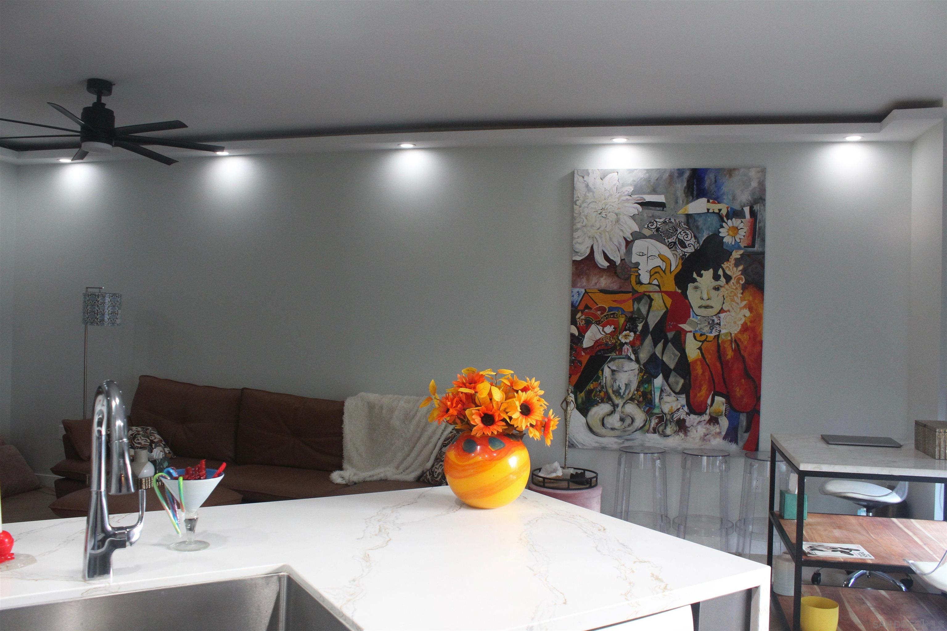 Detail Gallery Image 2 of 13 For 1441  9th Ave  201, San Diego,  CA 92101 - 2 Beds | 2 Baths