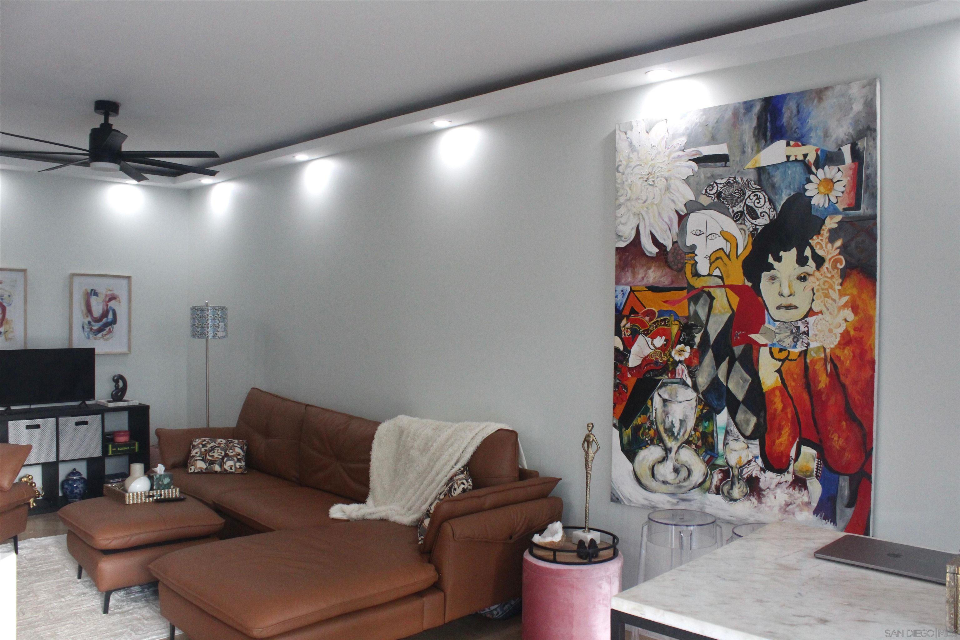 Detail Gallery Image 3 of 13 For 1441  9th Ave  201, San Diego,  CA 92101 - 2 Beds | 2 Baths