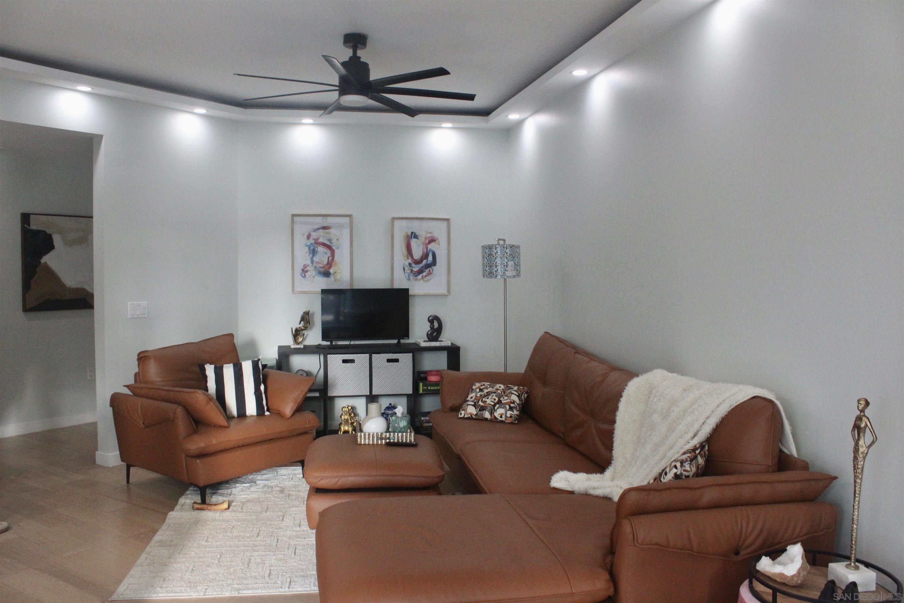 Detail Gallery Image 4 of 13 For 1441  9th Ave  201, San Diego,  CA 92101 - 2 Beds | 2 Baths