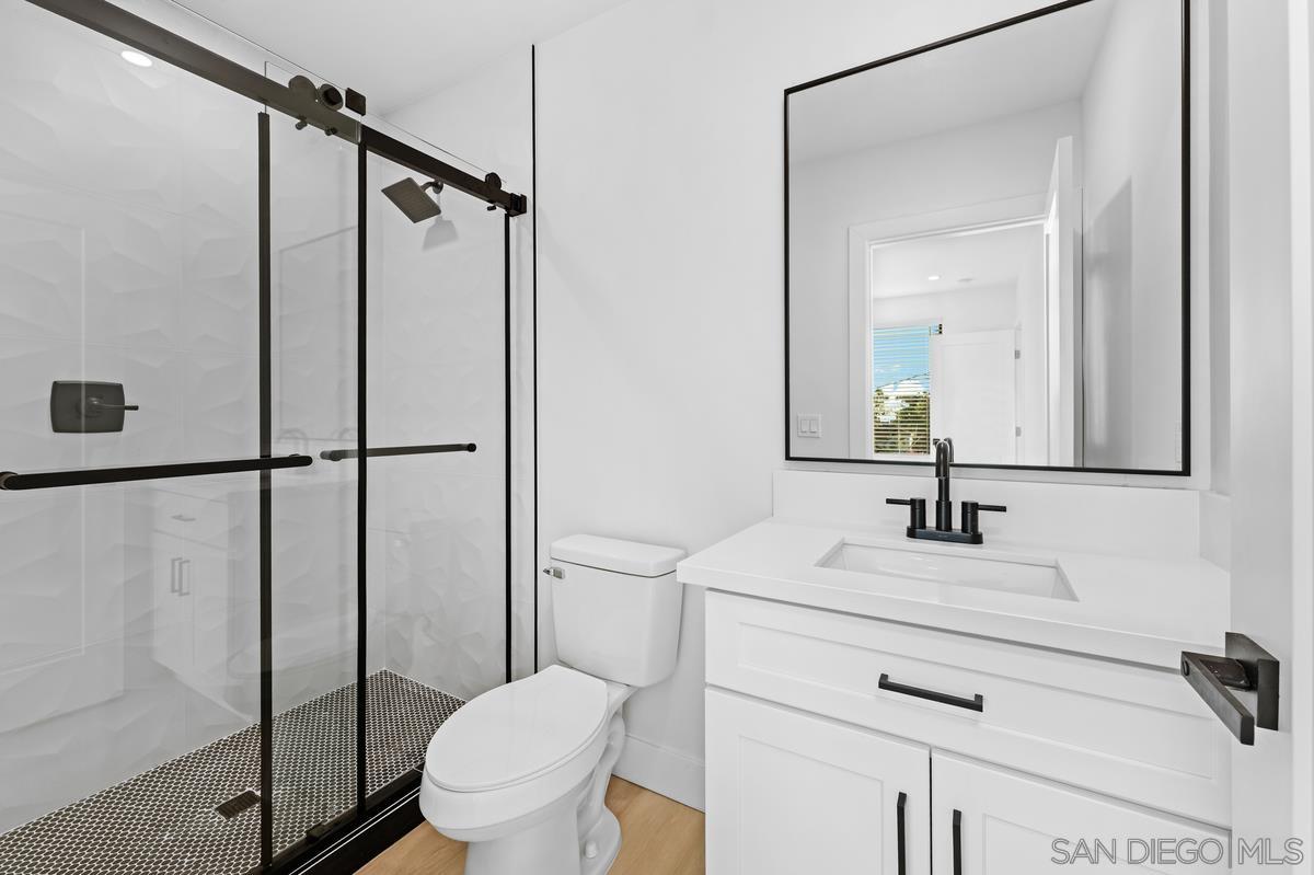 Detail Gallery Image 10 of 17 For 4622-24  Campus Ave, San Diego,  CA 92116 - – Beds | – Baths