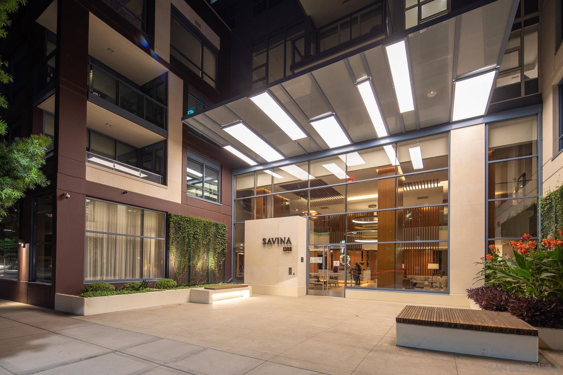 Detail Gallery Image 2 of 70 For 1388  Kettner Blvd  2006, San Diego,  CA 92101 - 2 Beds | 2 Baths