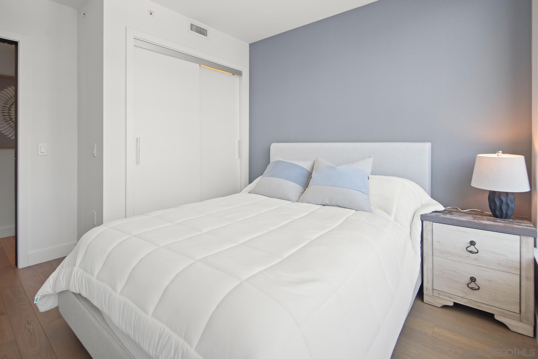 Detail Gallery Image 8 of 70 For 1388  Kettner Blvd  2006, San Diego,  CA 92101 - 2 Beds | 2 Baths