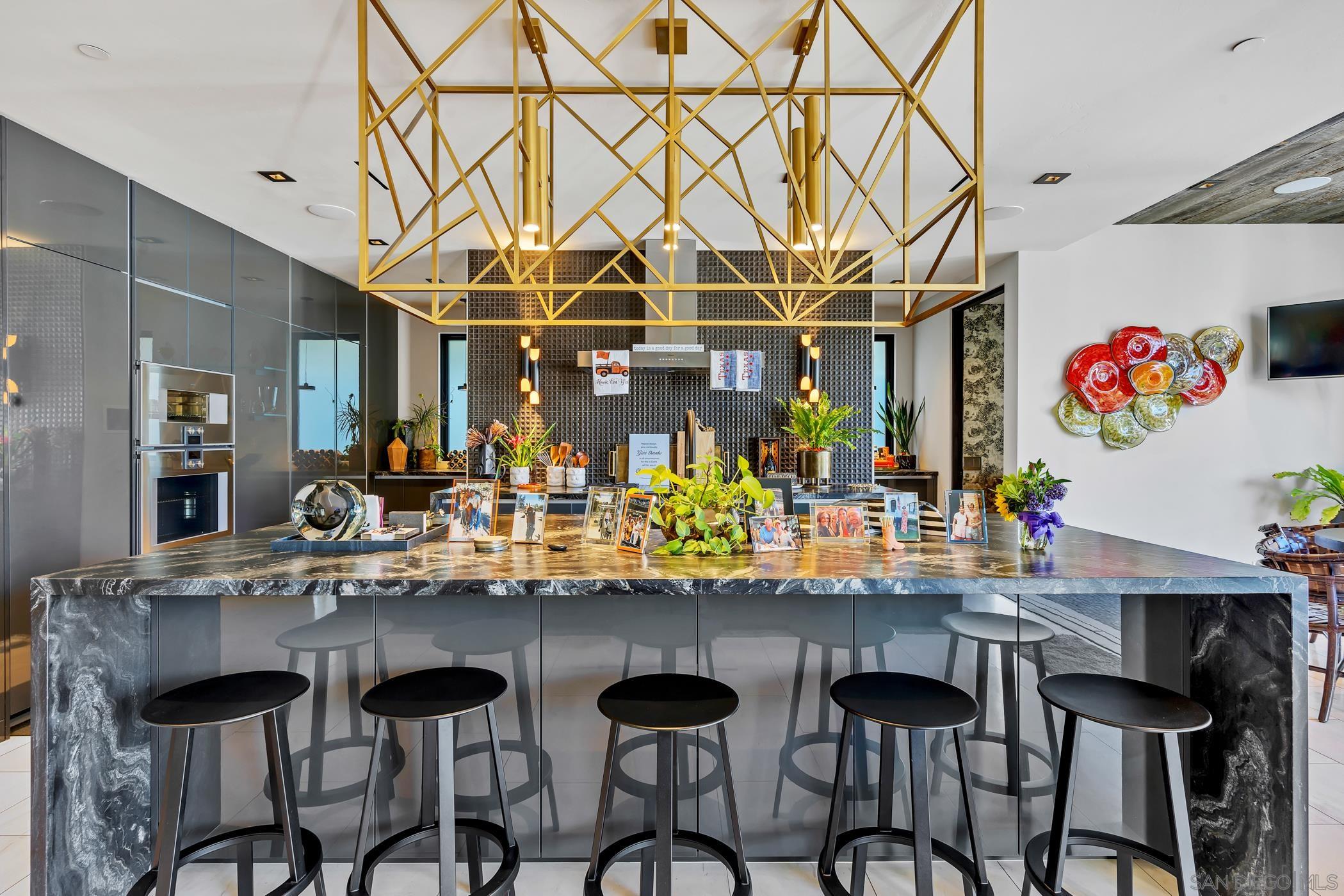 Detail Gallery Image 16 of 64 For 969  Adella Ave, Coronado,  CA 92118 - 6 Beds | 5/2 Baths