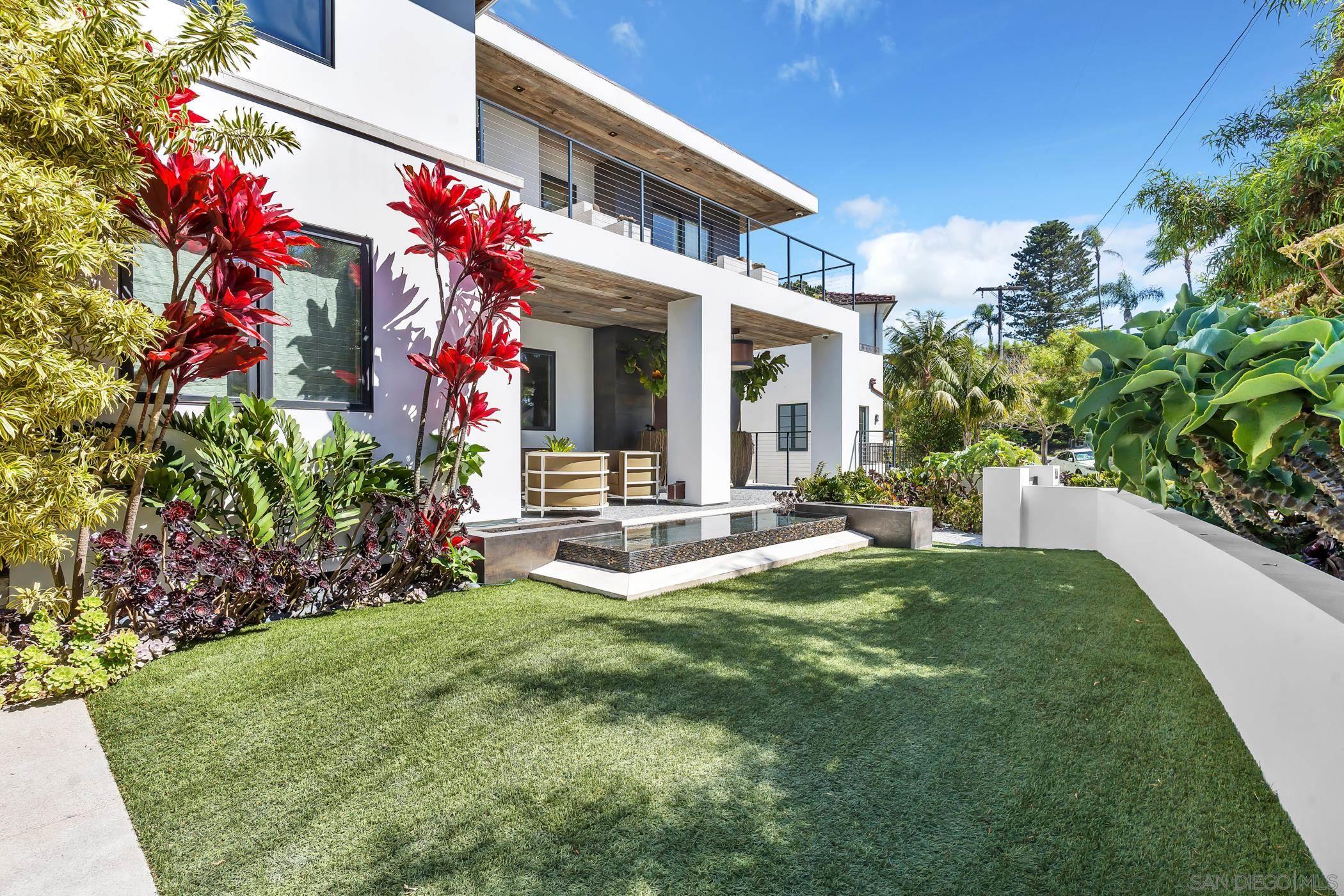 Detail Gallery Image 3 of 61 For 969  Adella Ave, Coronado,  CA 92118 - 6 Beds | 5/2 Baths