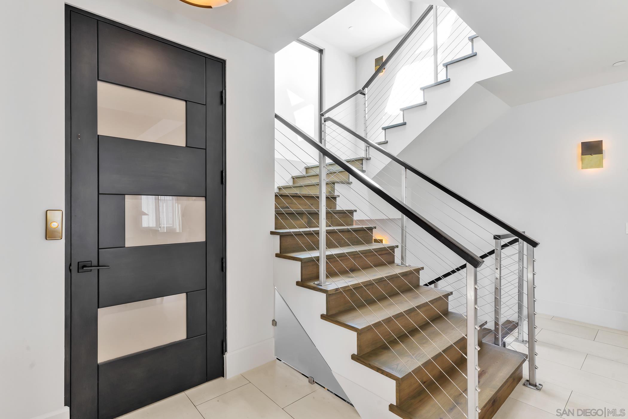 Detail Gallery Image 24 of 64 For 969  Adella Ave, Coronado,  CA 92118 - 6 Beds | 5/2 Baths