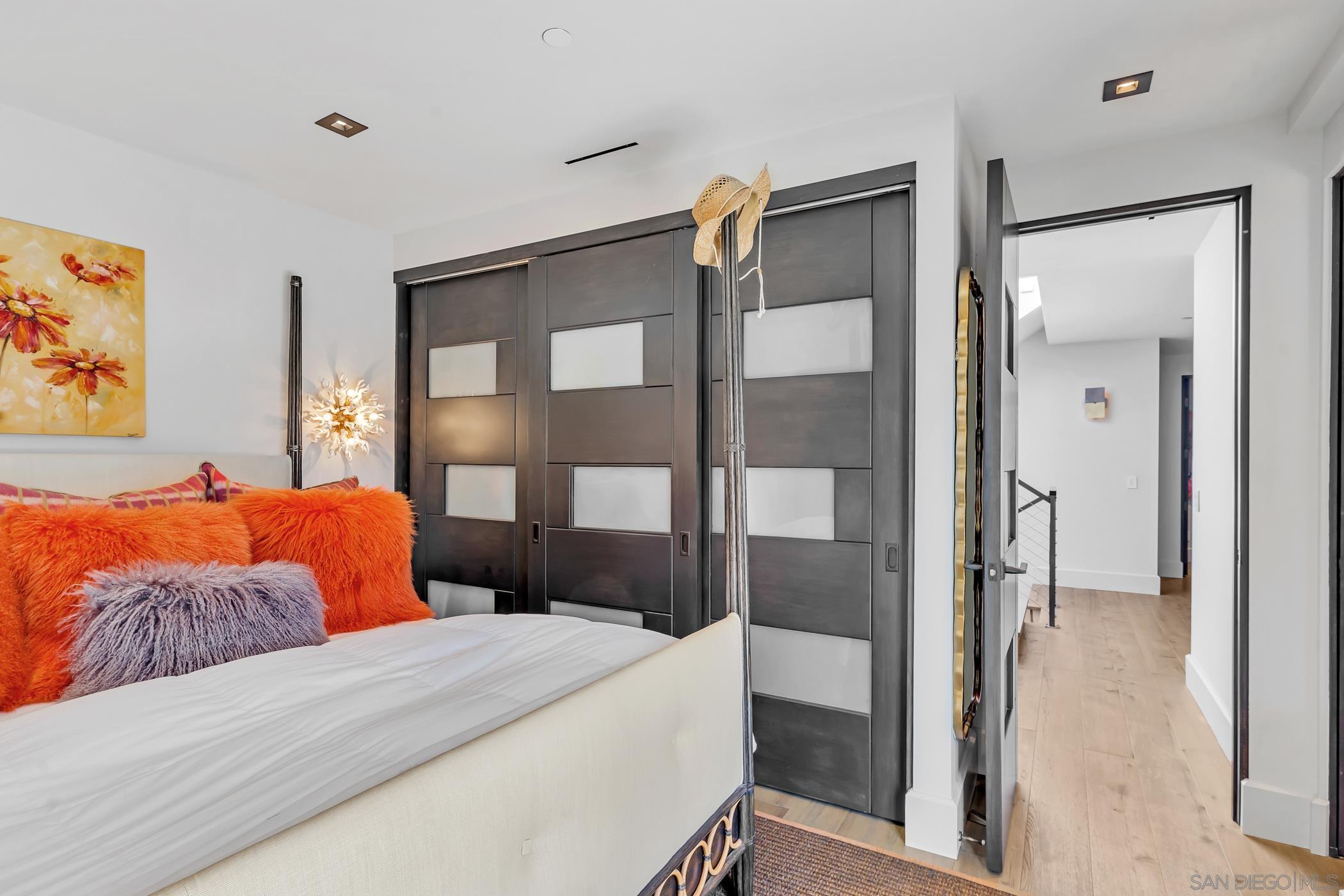 Detail Gallery Image 35 of 61 For 969  Adella Ave, Coronado,  CA 92118 - 6 Beds | 5/2 Baths