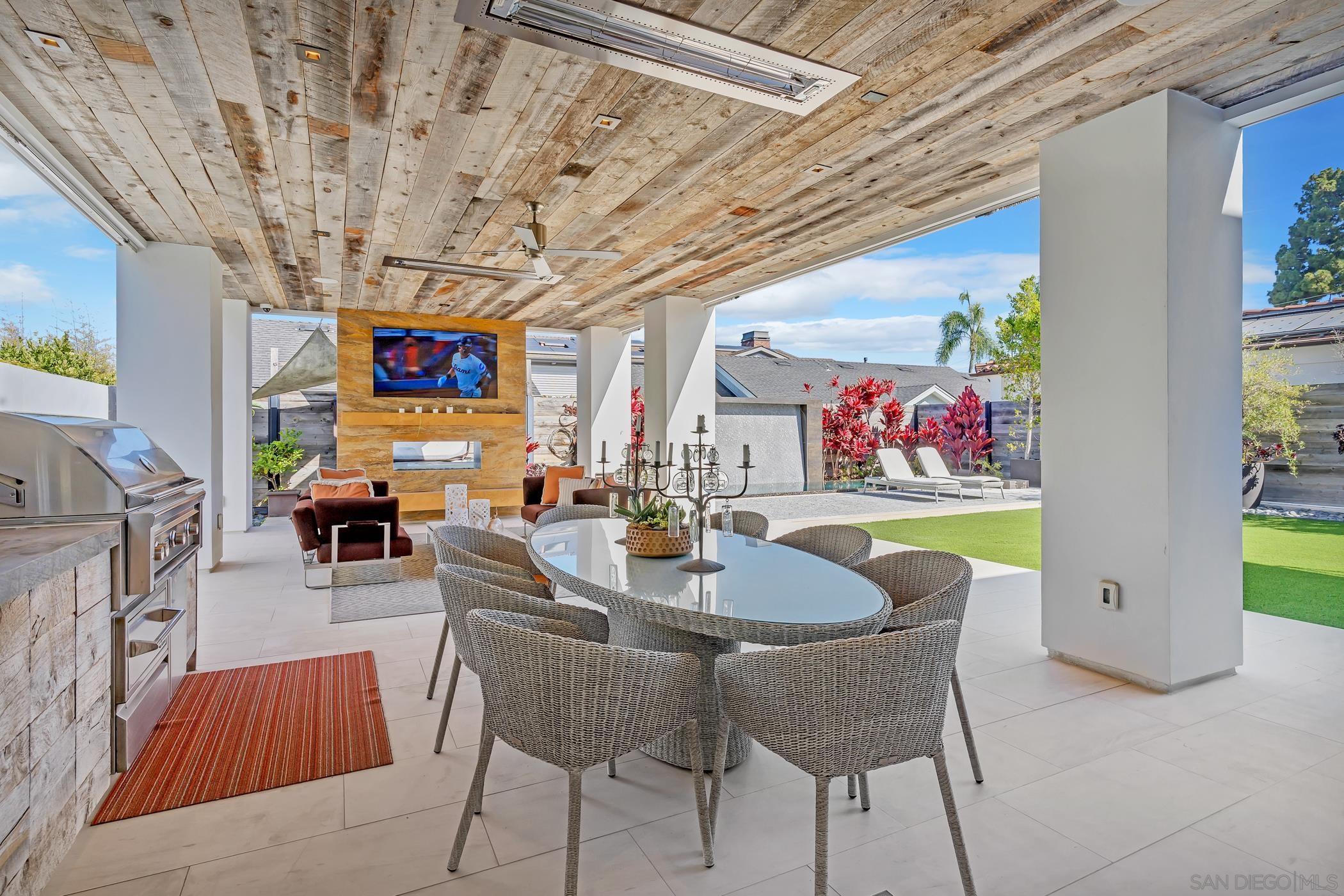 Detail Gallery Image 49 of 61 For 969  Adella Ave, Coronado,  CA 92118 - 6 Beds | 5/2 Baths