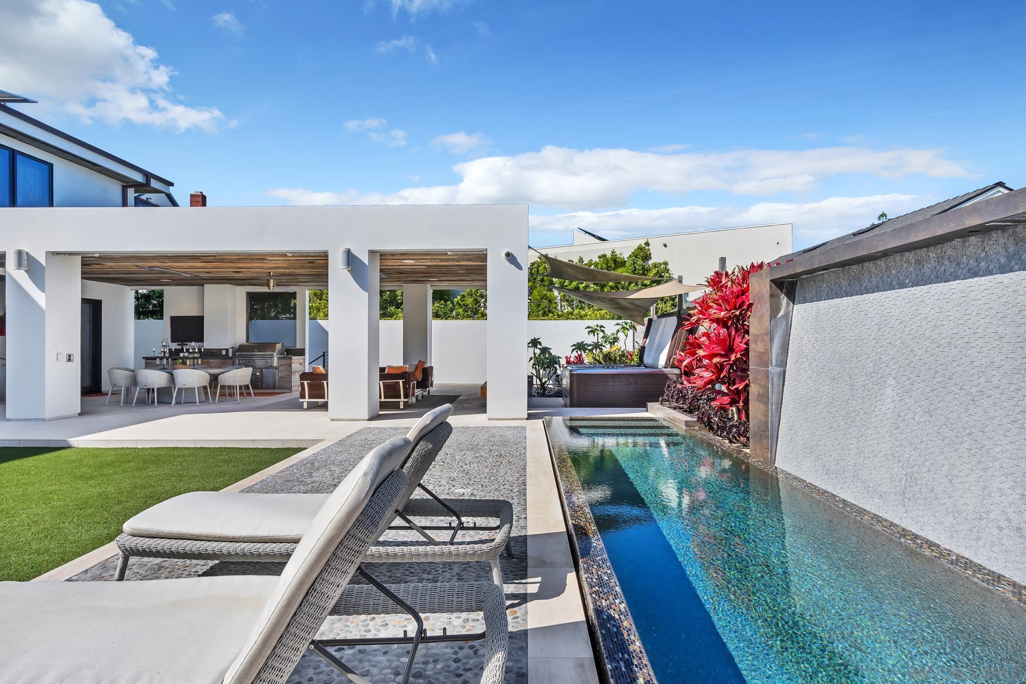 Detail Gallery Image 54 of 61 For 969  Adella Ave, Coronado,  CA 92118 - 6 Beds | 5/2 Baths