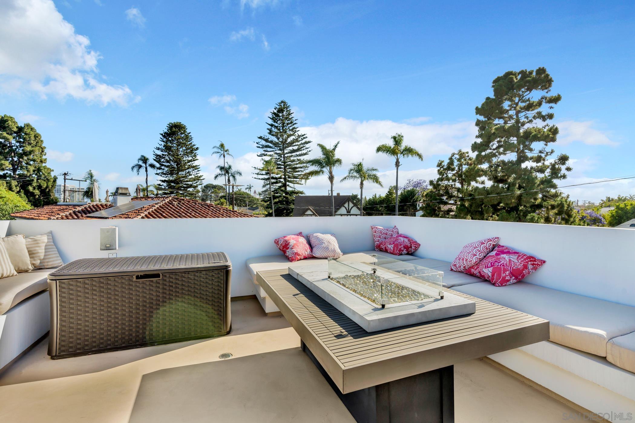 Detail Gallery Image 59 of 64 For 969  Adella Ave, Coronado,  CA 92118 - 6 Beds | 5/2 Baths