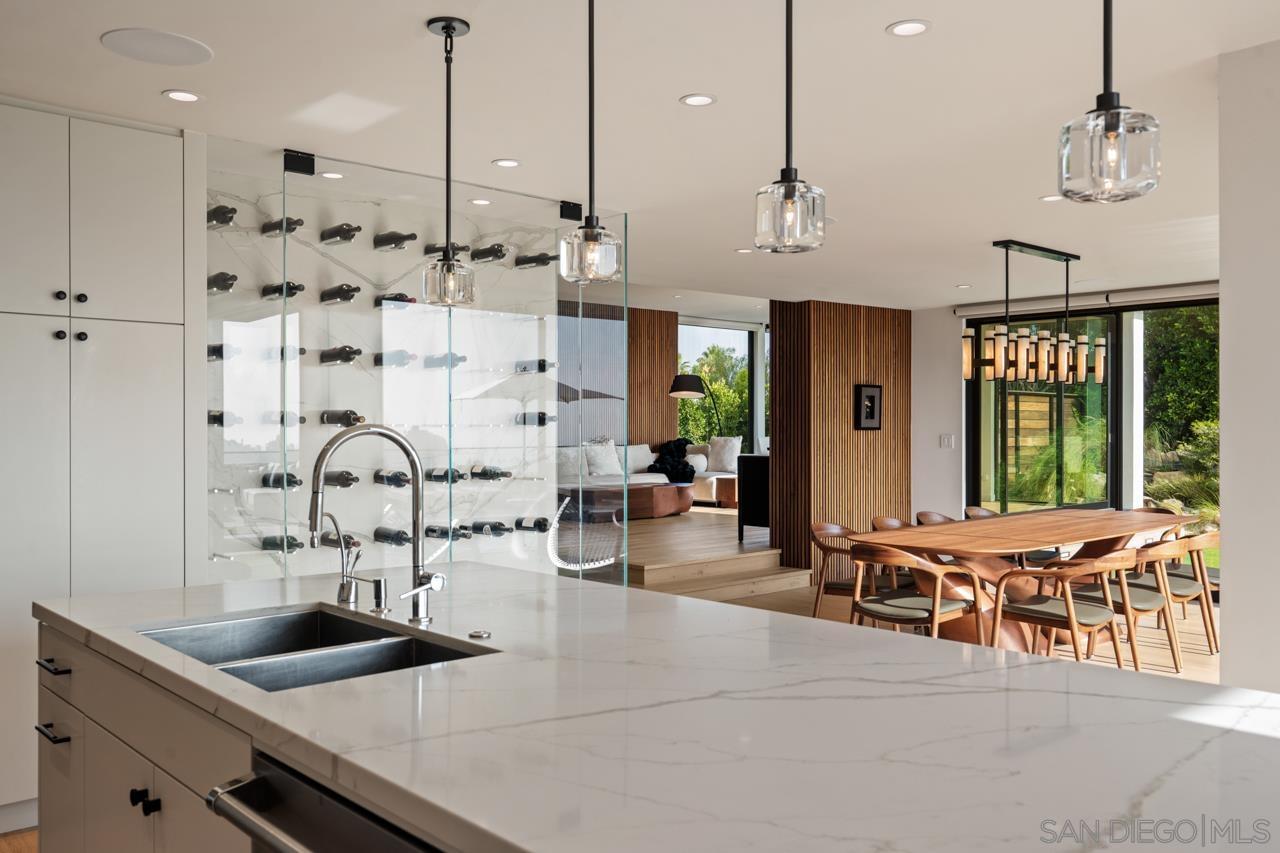 Detail Gallery Image 27 of 67 For 2261  Hercules, Los Angeles,  CA 90046 - 4 Beds | 4/1 Baths