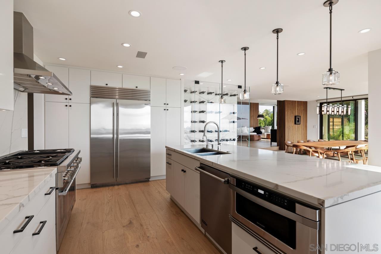 Detail Gallery Image 32 of 67 For 2261  Hercules, Los Angeles,  CA 90046 - 4 Beds | 4/1 Baths