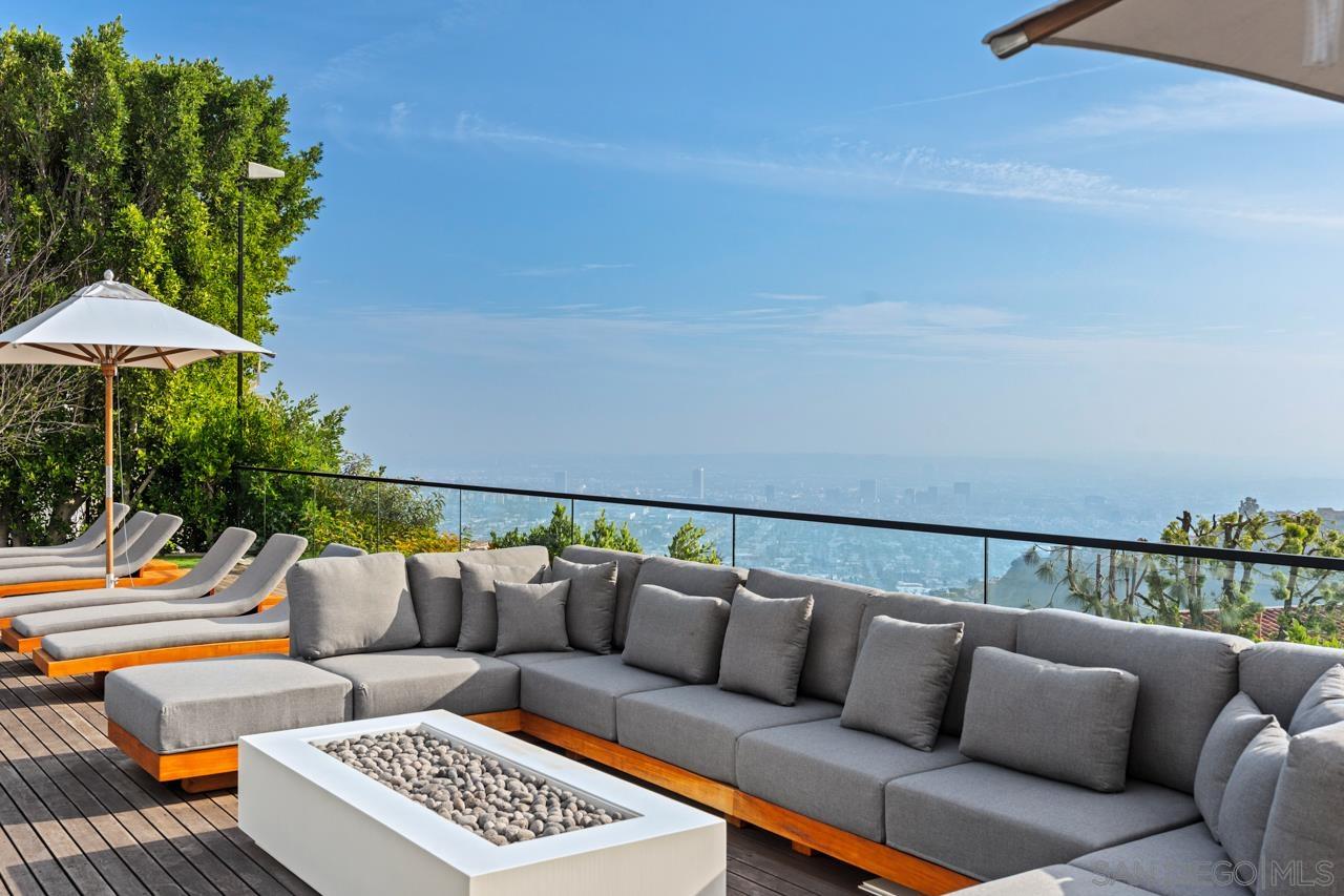 Detail Gallery Image 48 of 67 For 2261  Hercules, Los Angeles,  CA 90046 - 4 Beds | 4/1 Baths