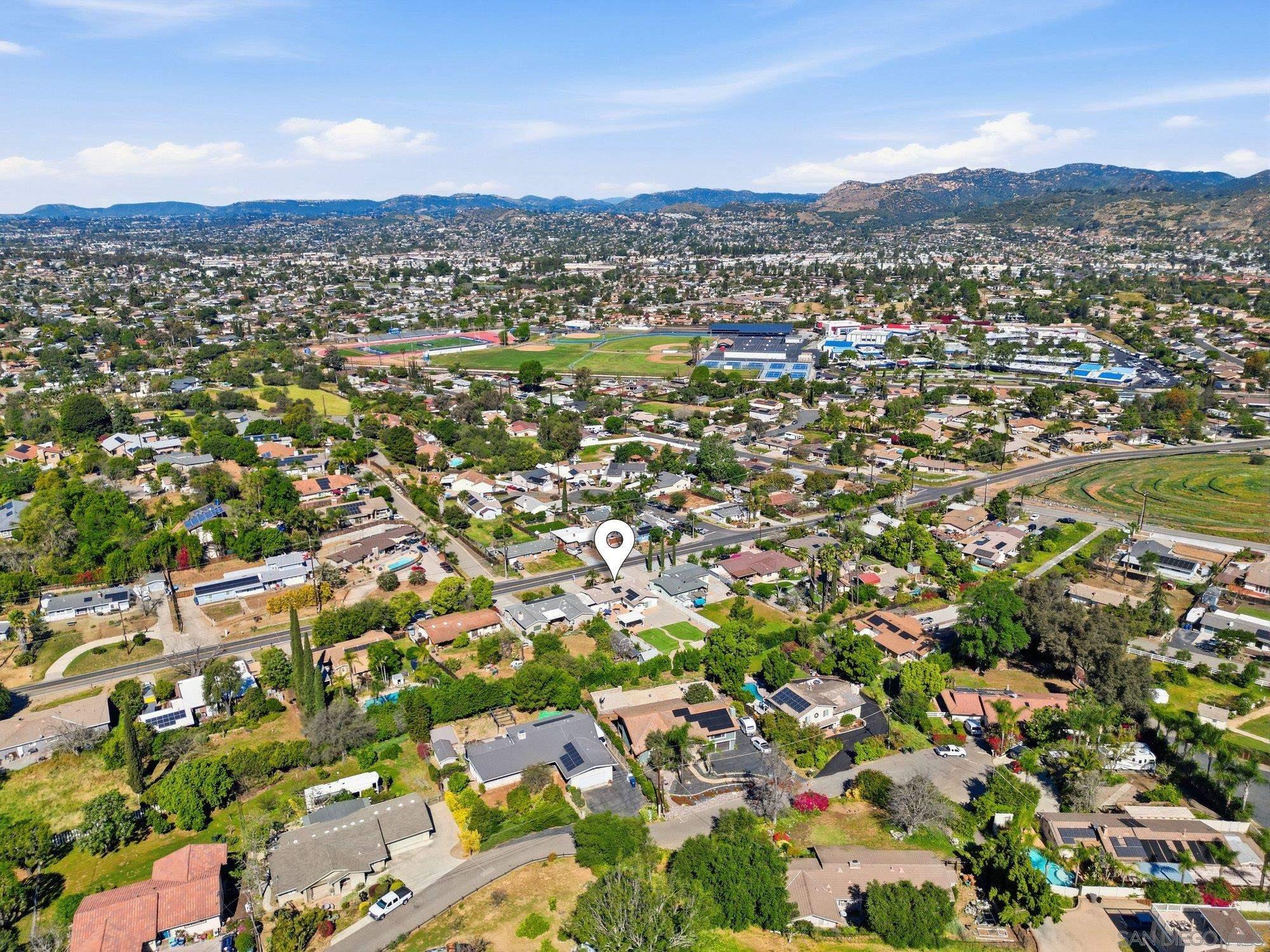 Detail Gallery Image 33 of 36 For 1356 S Citrus, Escondido,  CA 92027 - 3 Beds | 2/1 Baths