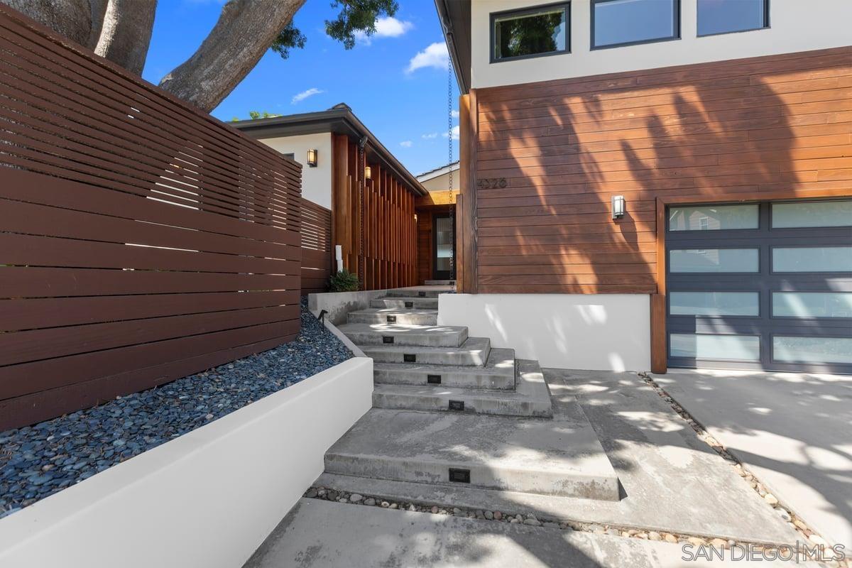 Detail Gallery Image 5 of 43 For 4326  Arista St, San Diego,  CA 92103 - 4 Beds | 3/2 Baths