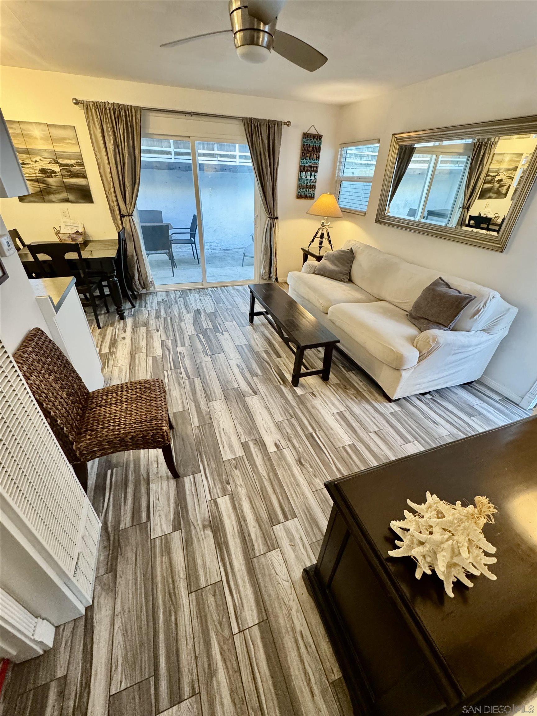 Detail Gallery Image 19 of 30 For 6628  La Jolla  Blvd., La Jolla,  CA 92037 - – Beds | – Baths