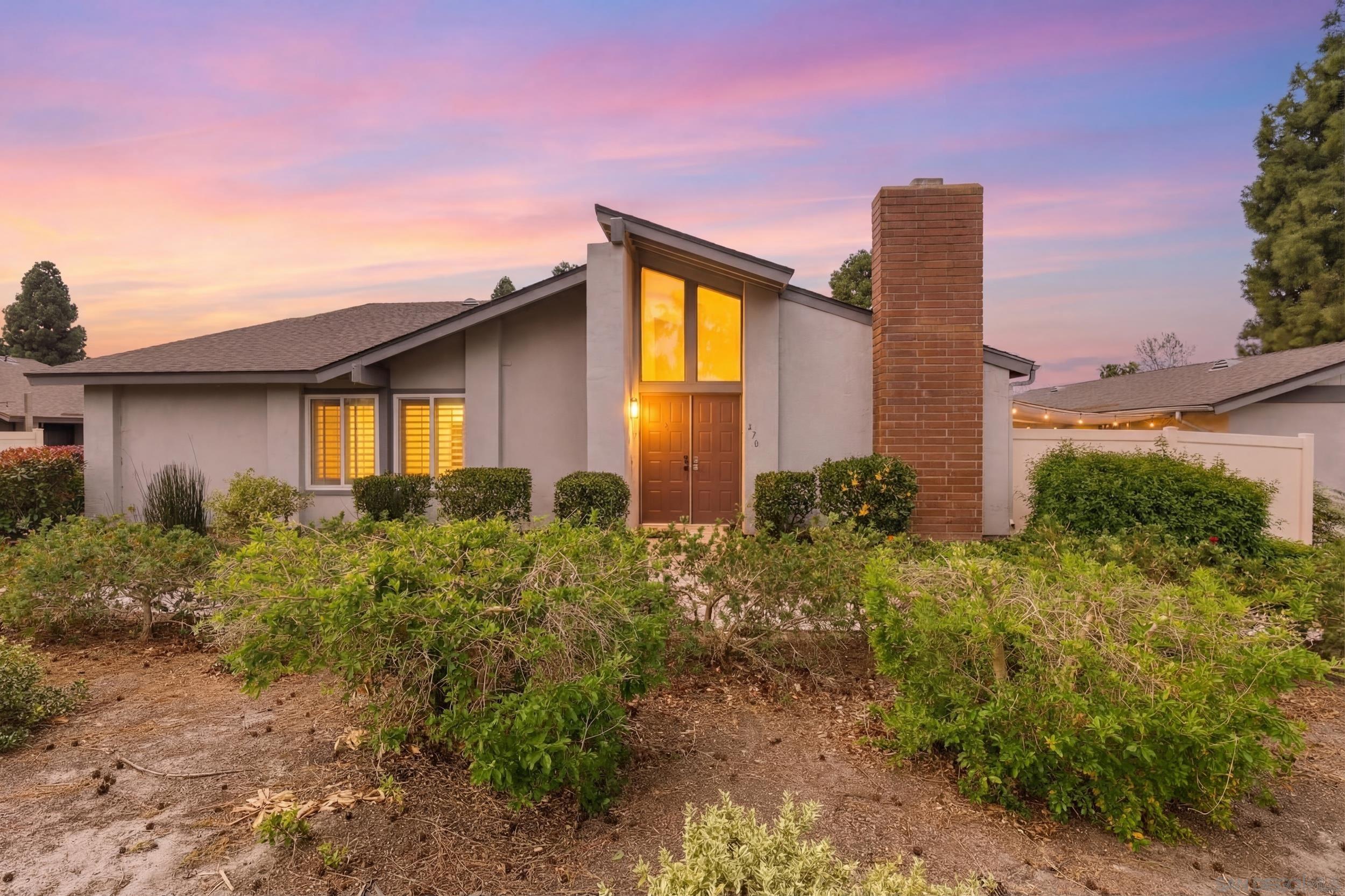 Front Image Thumbnail for SD260006171