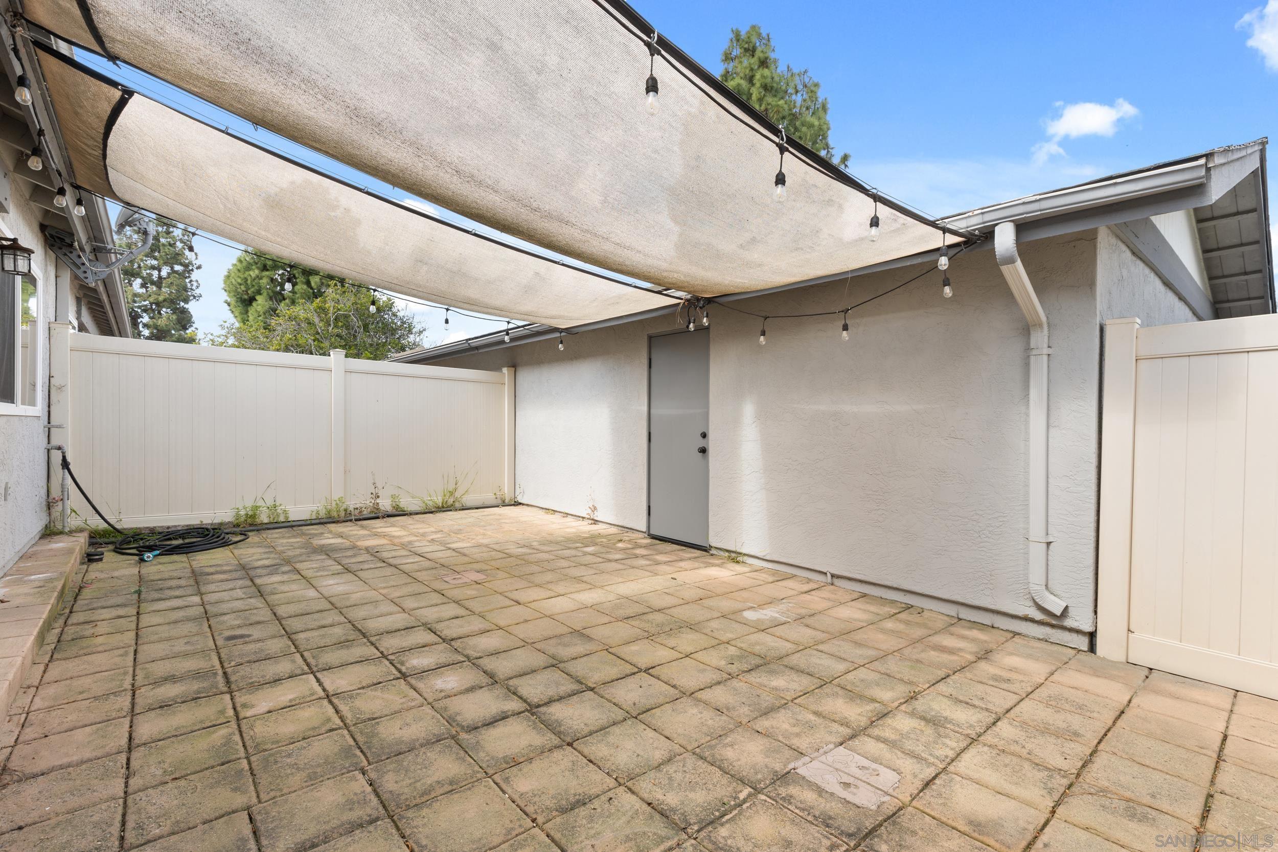 Detail Gallery Image 21 of 27 For 670  Kumquat Way, Oceanside,  CA 92058 - 3 Beds | 2 Baths