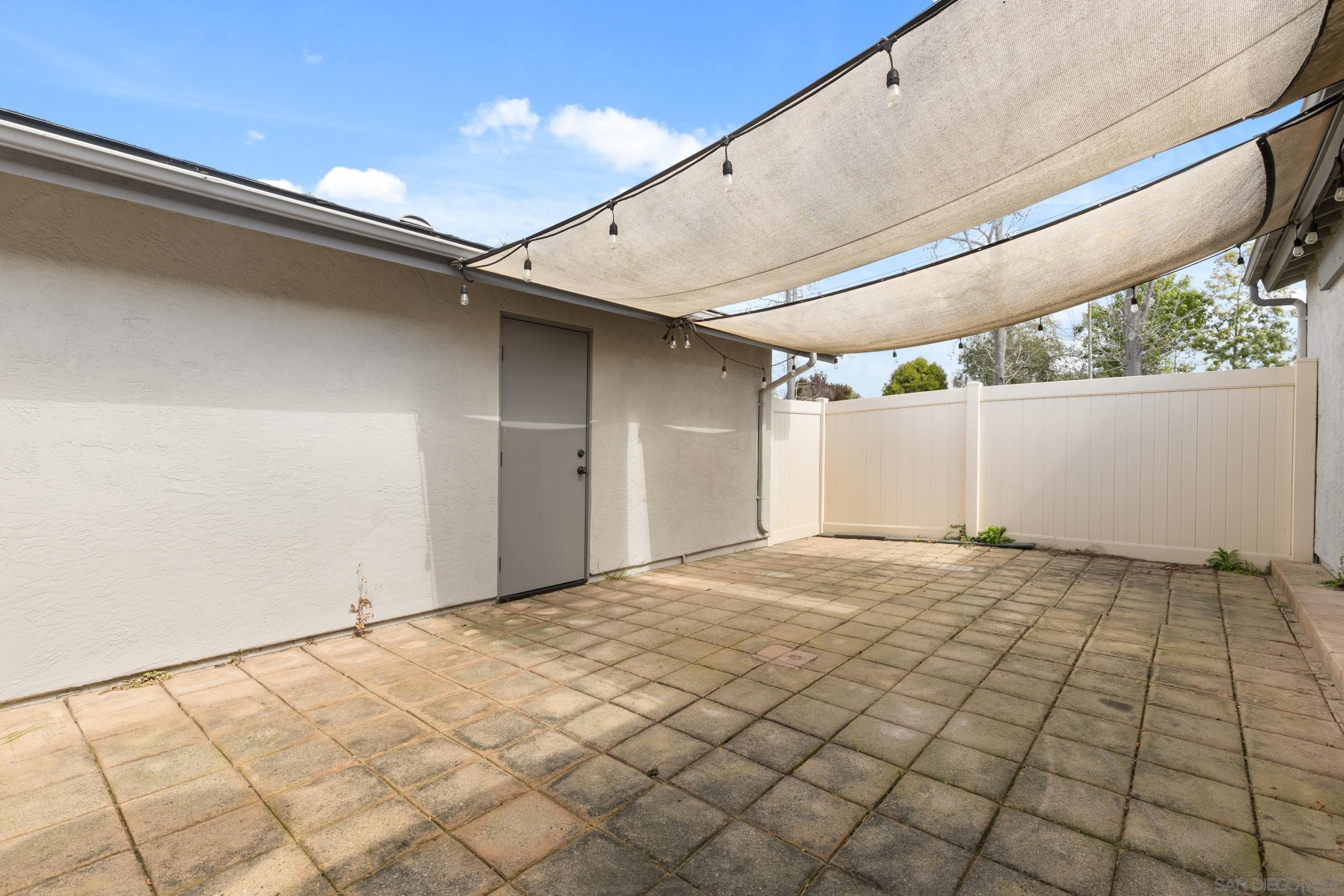 Detail Gallery Image 24 of 27 For 670  Kumquat Way, Oceanside,  CA 92058 - 3 Beds | 2 Baths