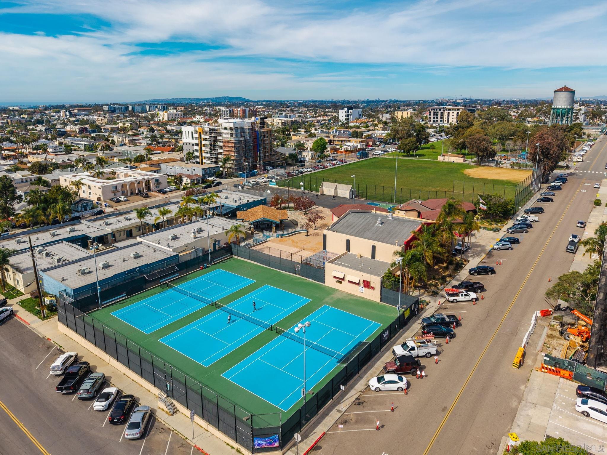 Detail Gallery Image 6 of 12 For 3974-78  Kansas St, San Diego,  CA 92104 - – Beds | – Baths