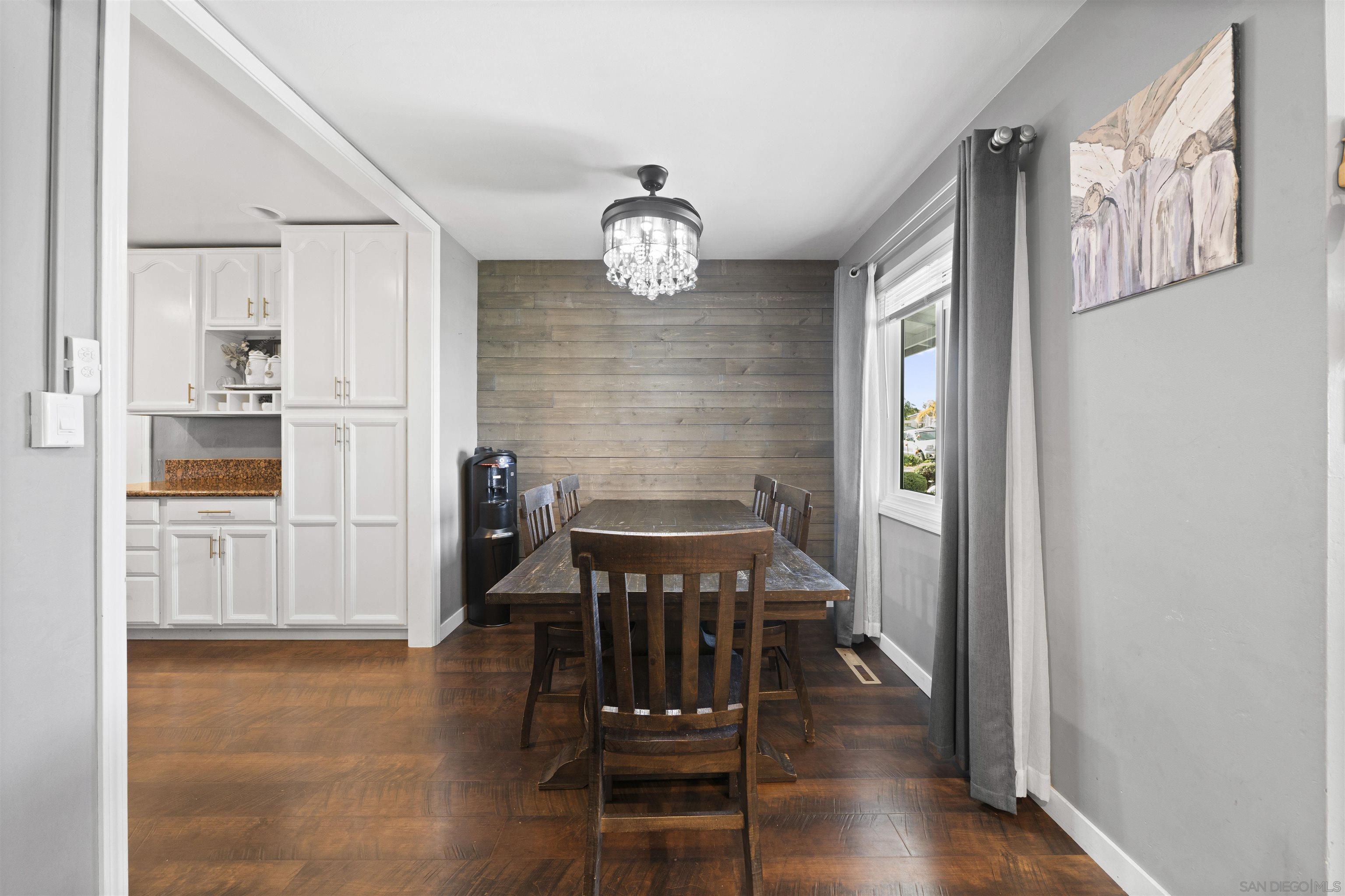 Detail Gallery Image 11 of 51 For 655  Robert Ave, Chula Vista,  CA 91910 - 3 Beds | 2 Baths