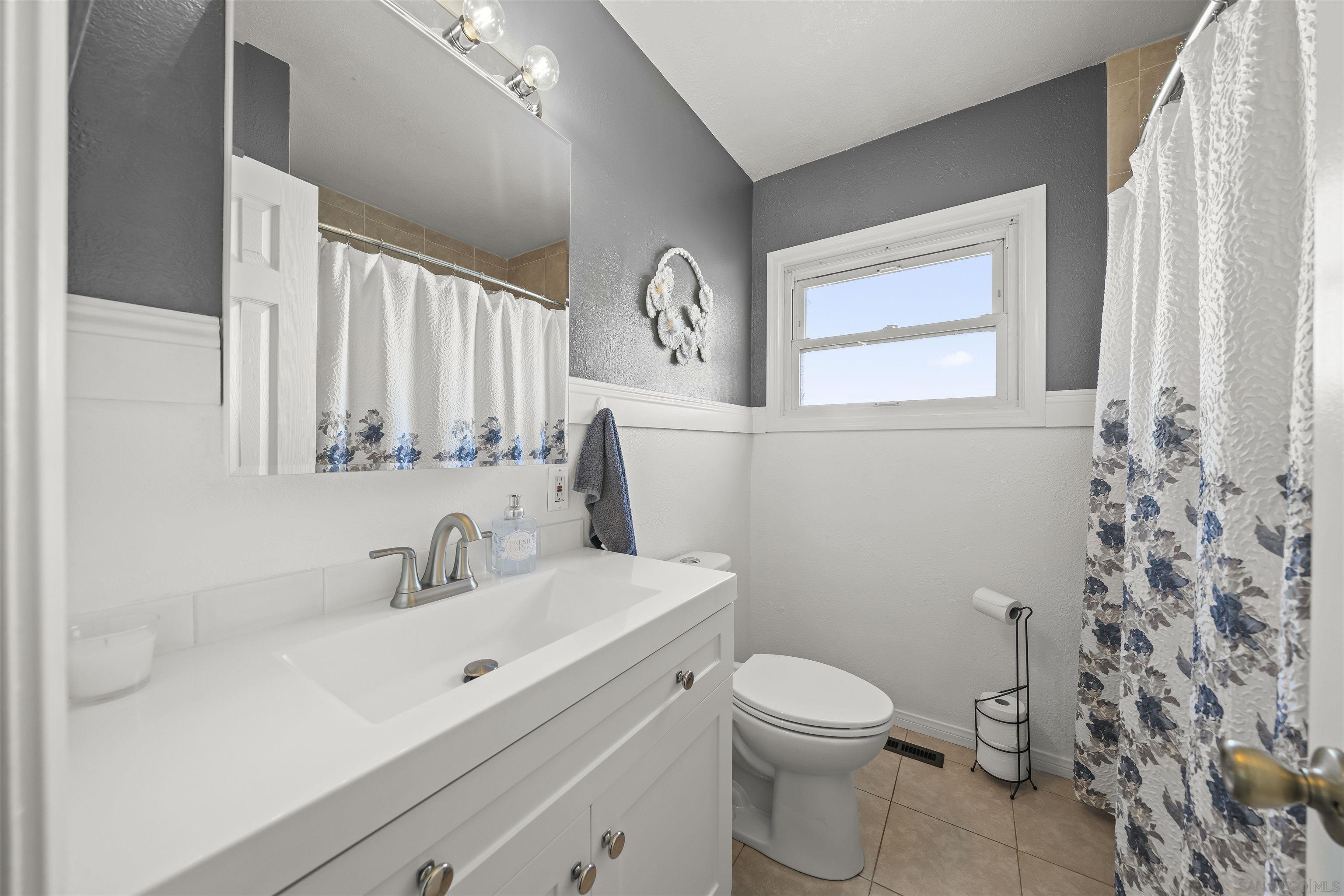 Detail Gallery Image 17 of 51 For 655  Robert Ave, Chula Vista,  CA 91910 - 3 Beds | 2 Baths