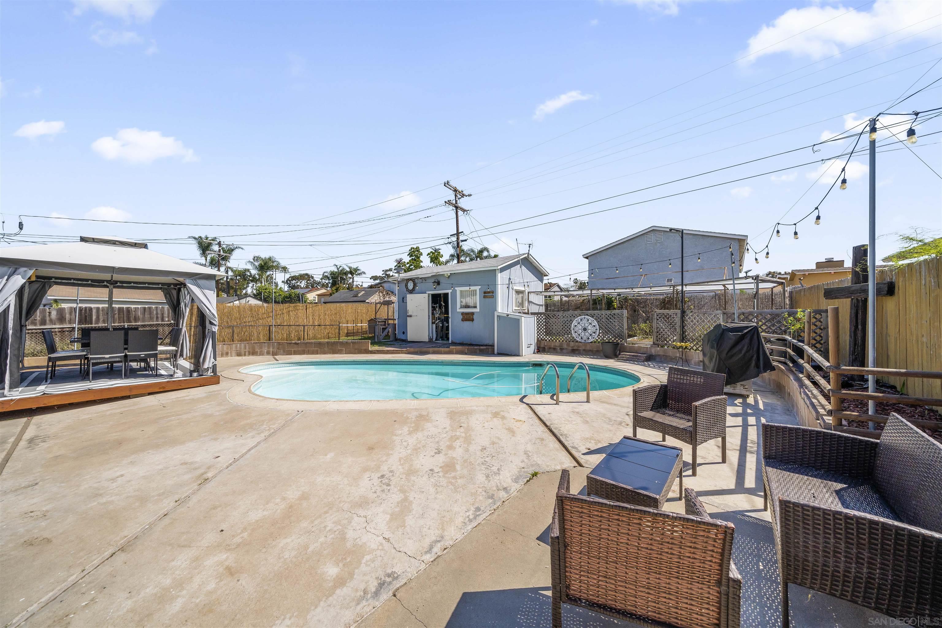 Detail Gallery Image 29 of 51 For 655  Robert Ave, Chula Vista,  CA 91910 - 3 Beds | 2 Baths