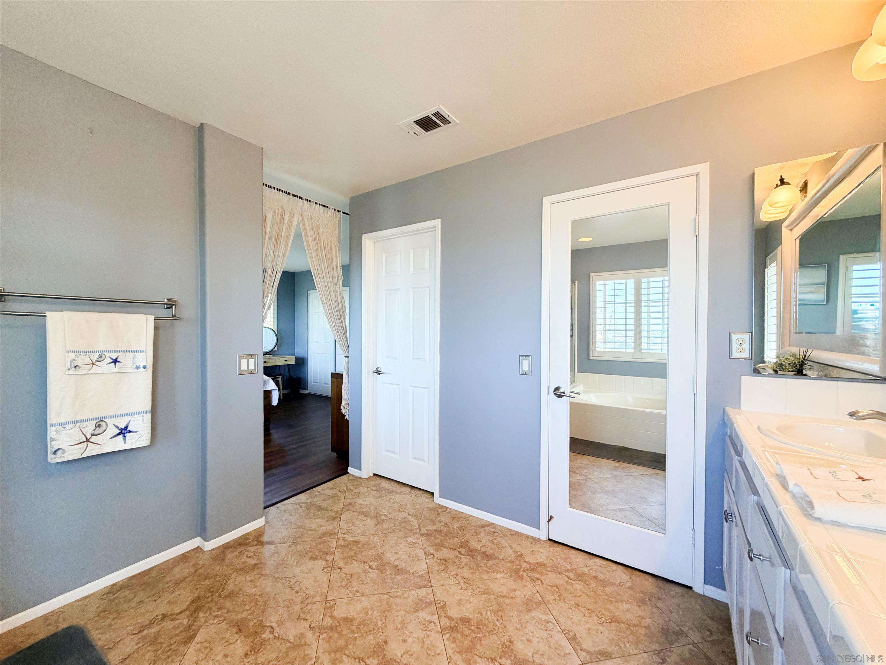 Detail Gallery Image 30 of 51 For 9923  Fieldthorn St., San Diego,  CA 92127 - 3 Beds | 2/1 Baths