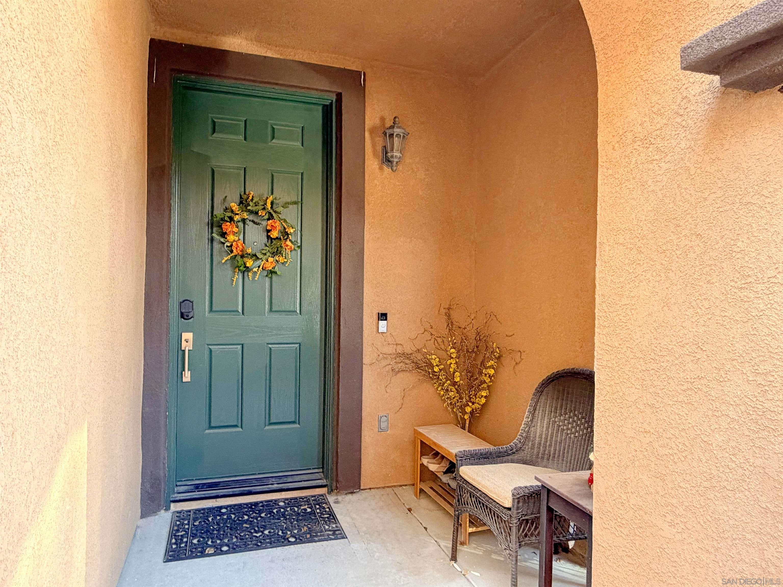 Detail Gallery Image 4 of 51 For 9923  Fieldthorn St., San Diego,  CA 92127 - 3 Beds | 2/1 Baths