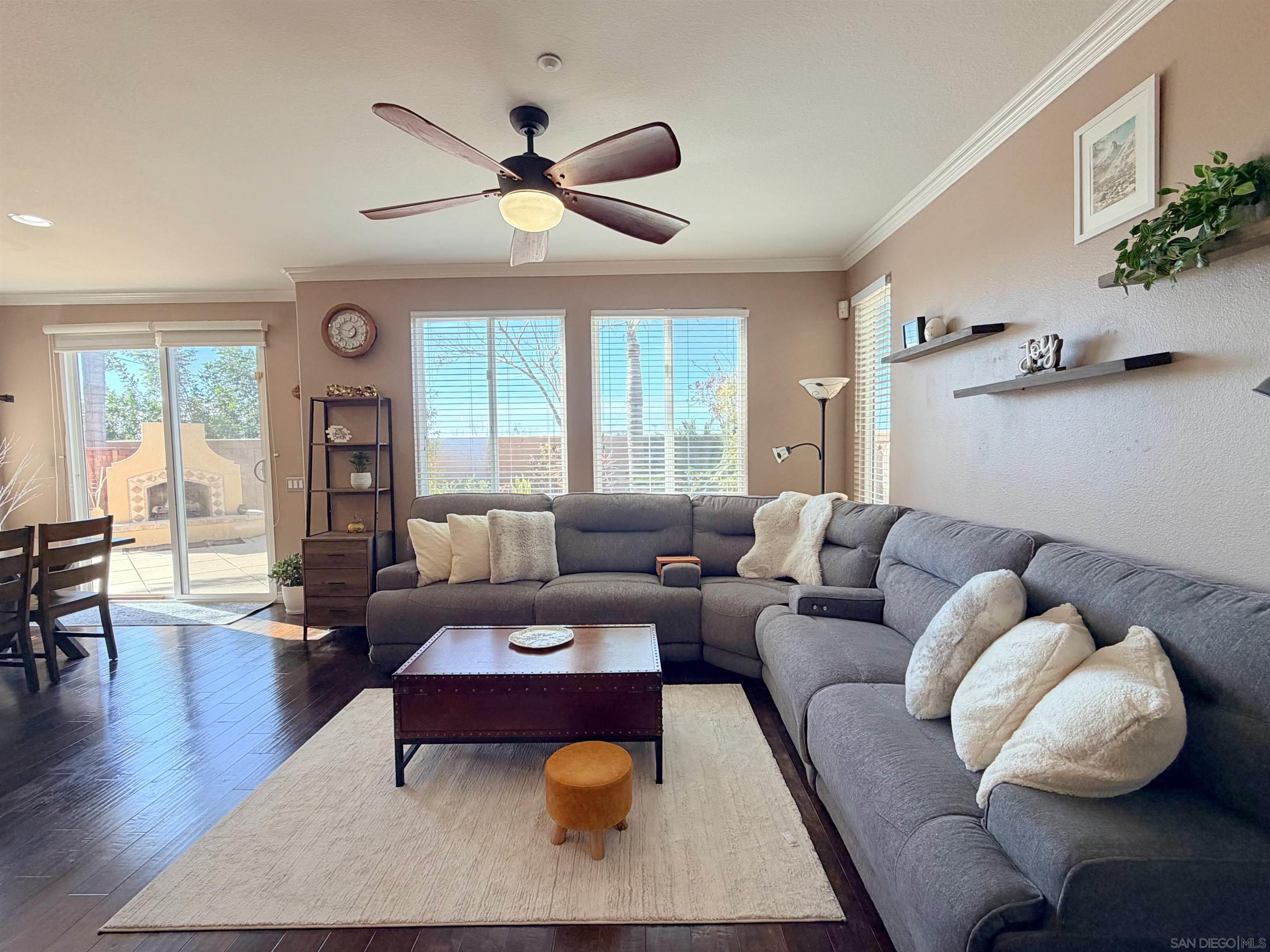 Detail Gallery Image 6 of 51 For 9923  Fieldthorn St., San Diego,  CA 92127 - 3 Beds | 2/1 Baths