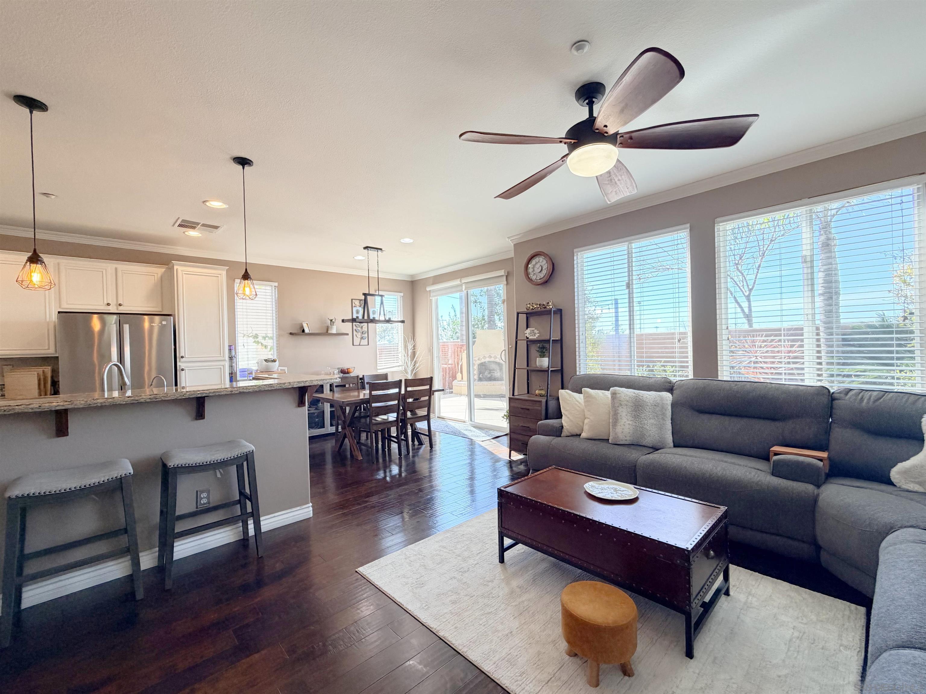 Detail Gallery Image 9 of 51 For 9923  Fieldthorn St., San Diego,  CA 92127 - 3 Beds | 2/1 Baths