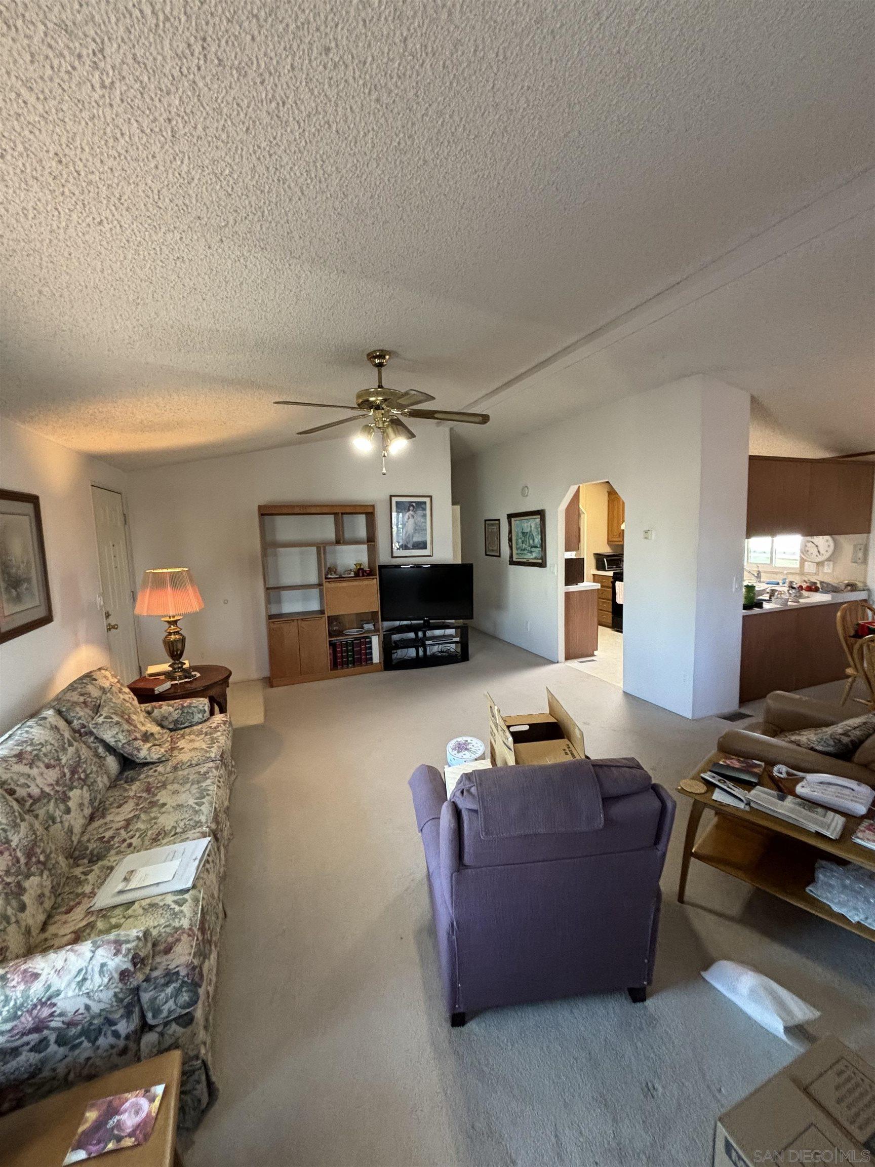 Detail Gallery Image 3 of 6 For 432 S Harbor Blvd  147, Santa Ana,  CA 92701 - 3 Beds | 2 Baths