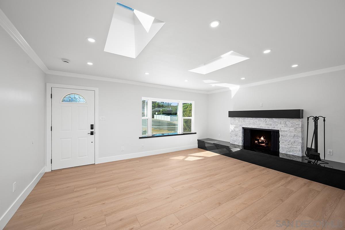 Detail Gallery Image 12 of 75 For 2291  Cardinal, San Diego,  CA 92123 - 3 Beds | 2 Baths