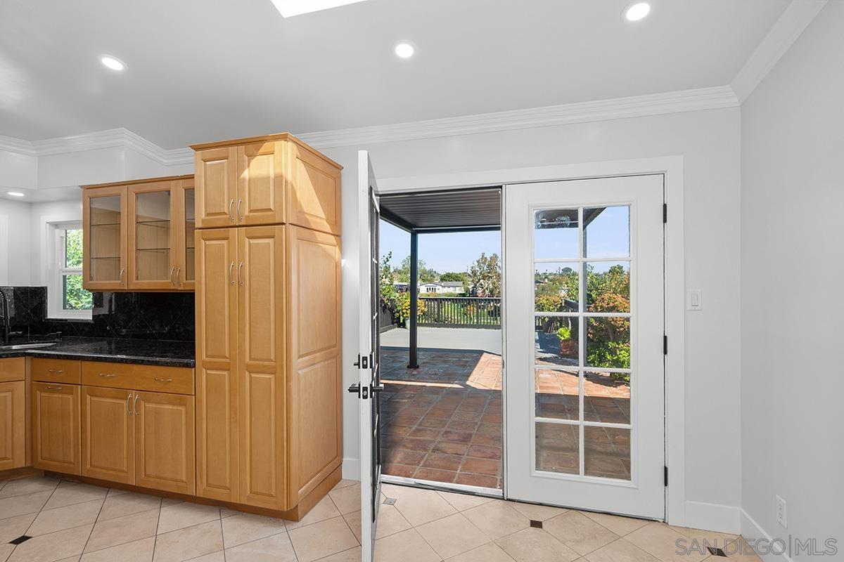 Detail Gallery Image 19 of 75 For 2291  Cardinal, San Diego,  CA 92123 - 3 Beds | 2 Baths