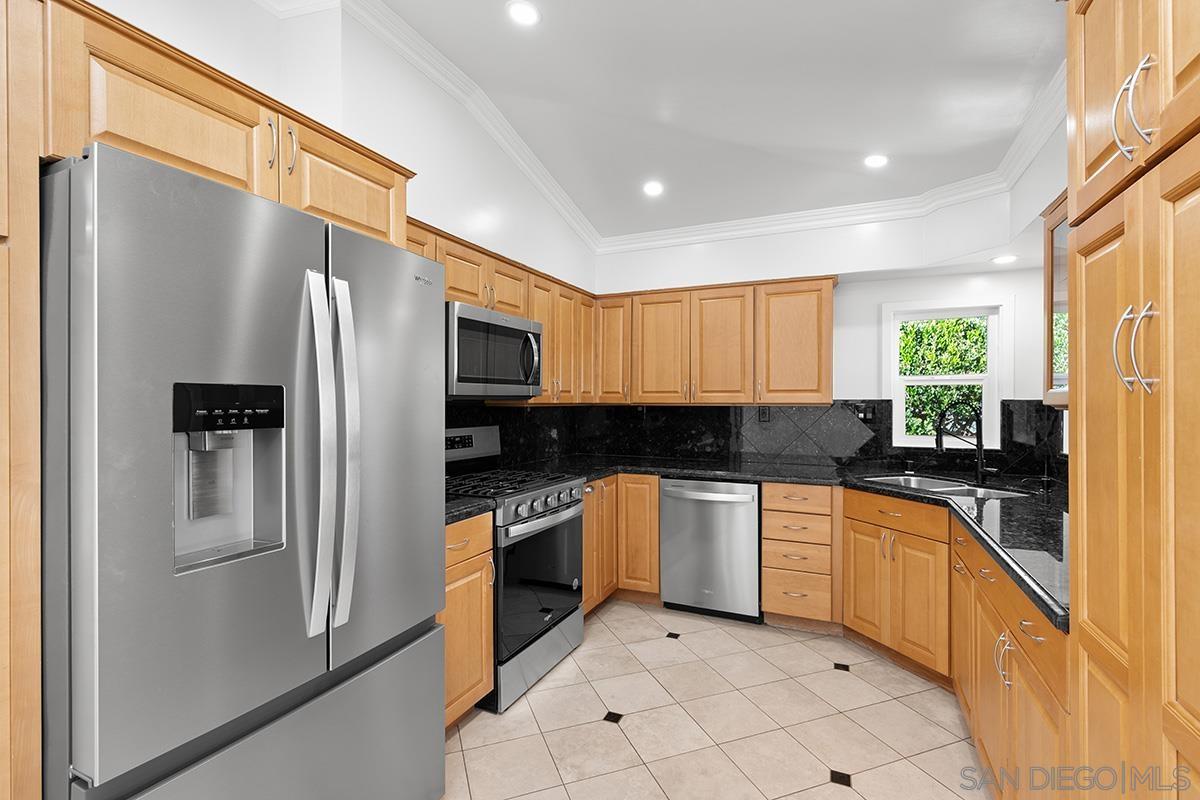 Detail Gallery Image 21 of 75 For 2291  Cardinal, San Diego,  CA 92123 - 3 Beds | 2 Baths