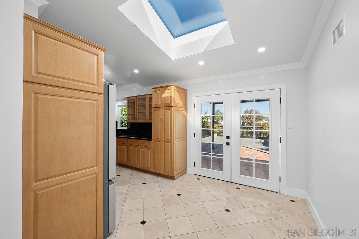 Detail Gallery Image 22 of 75 For 2291  Cardinal, San Diego,  CA 92123 - 3 Beds | 2 Baths