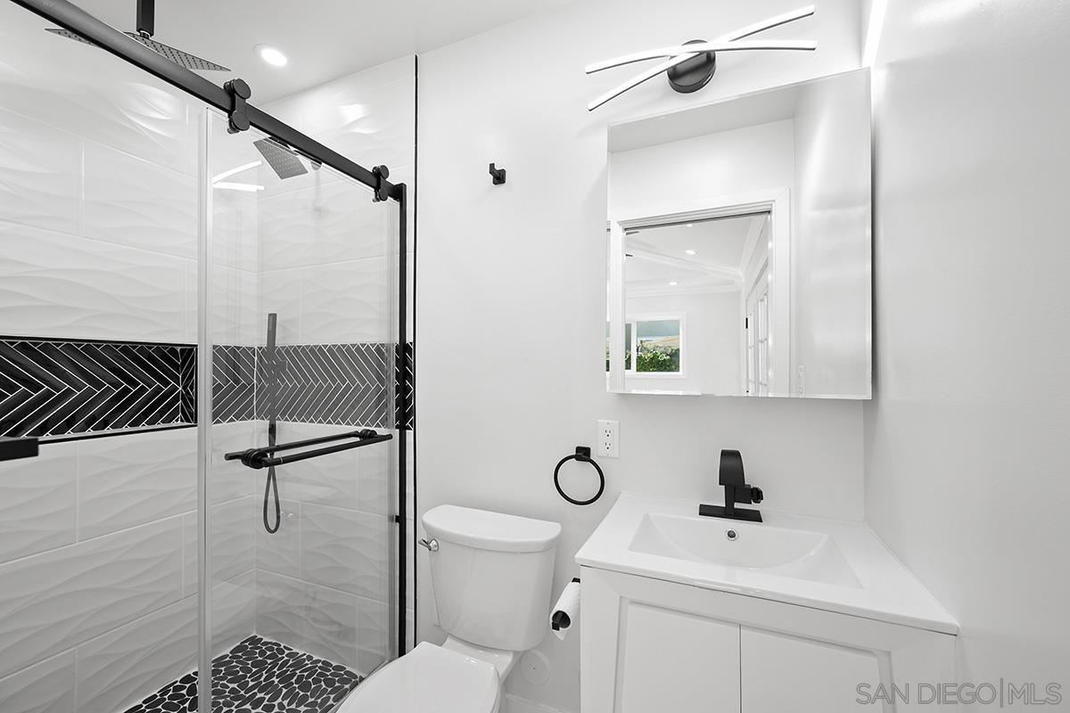 Detail Gallery Image 36 of 75 For 2291  Cardinal, San Diego,  CA 92123 - 3 Beds | 2 Baths