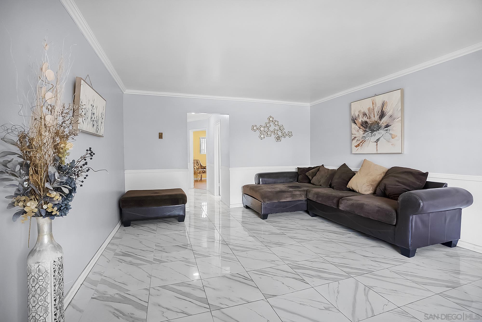 Detail Gallery Image 4 of 27 For 285  Moss St  #64,  Chula Vista,  CA 91911 - 2 Beds | 2 Baths