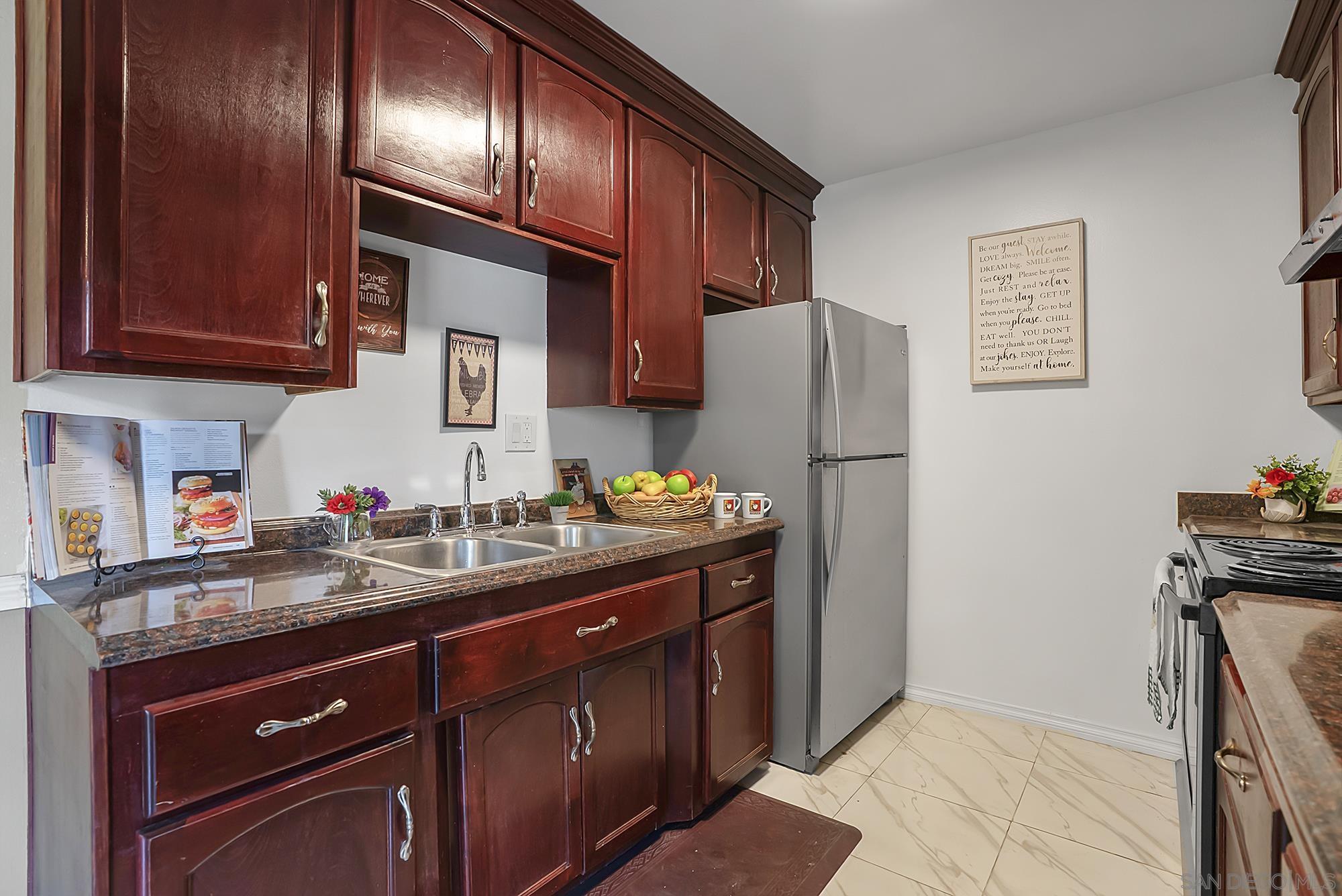 Detail Gallery Image 8 of 27 For 285  Moss St  #64,  Chula Vista,  CA 91911 - 2 Beds | 2 Baths