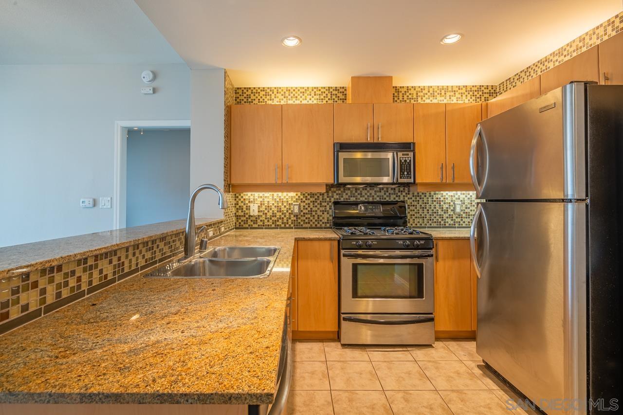 Detail Gallery Image 23 of 26 For 300  W Beech St  901, San Diego,  CA 92101 - 2 Beds | 2 Baths