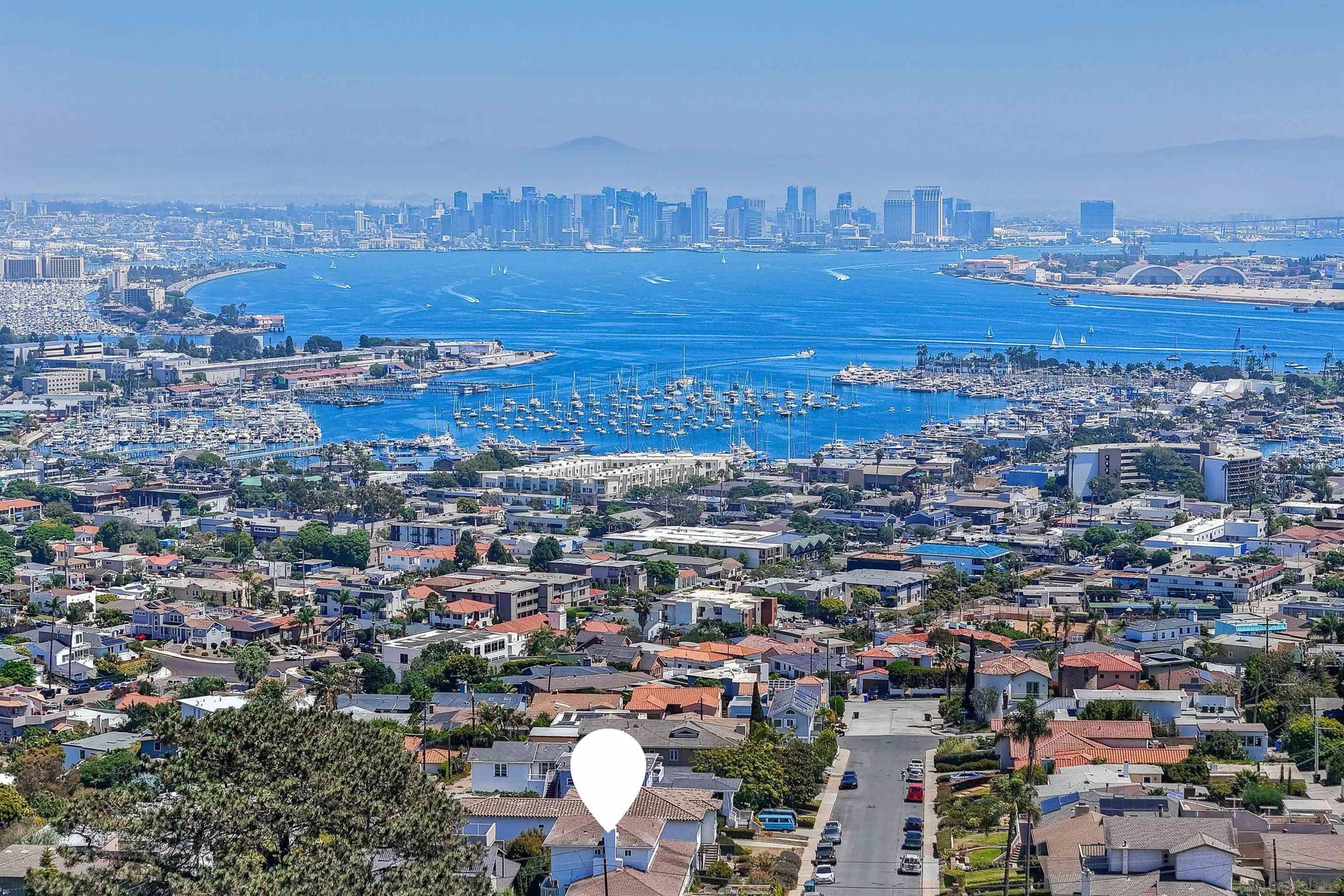 Detail Gallery Image 2 of 43 For 3380  Trumbull St, San Diego,  CA 92106 - 4 Beds | 3 Baths