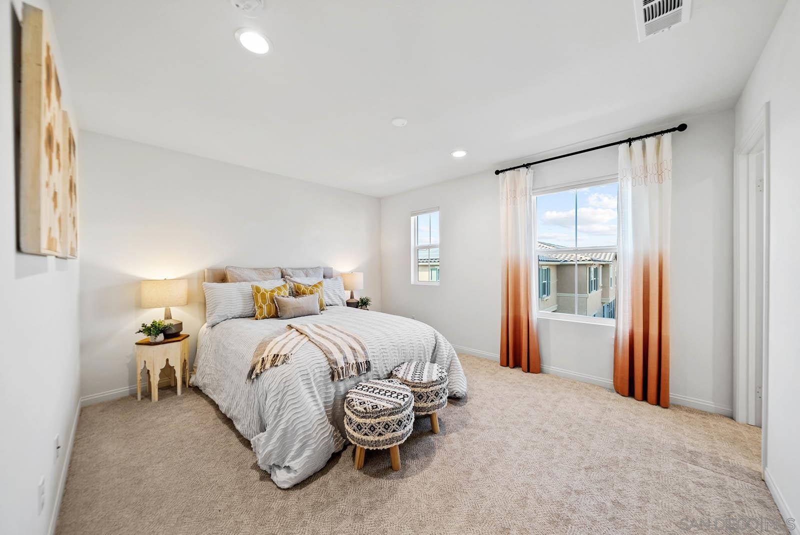 Detail Gallery Image 26 of 59 For 3135  Linwood St, Vista,  CA 92081 - 3 Beds | 2/1 Baths