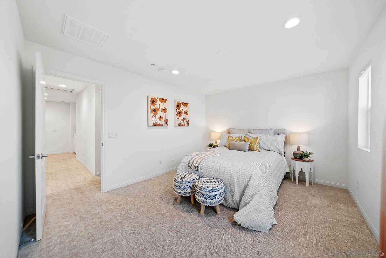 Detail Gallery Image 31 of 59 For 3135  Linwood St, Vista,  CA 92081 - 3 Beds | 2/1 Baths