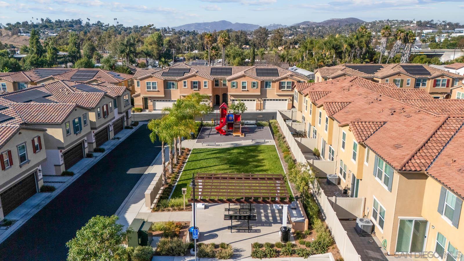 Detail Gallery Image 42 of 59 For 3135  Linwood St, Vista,  CA 92081 - 3 Beds | 2/1 Baths