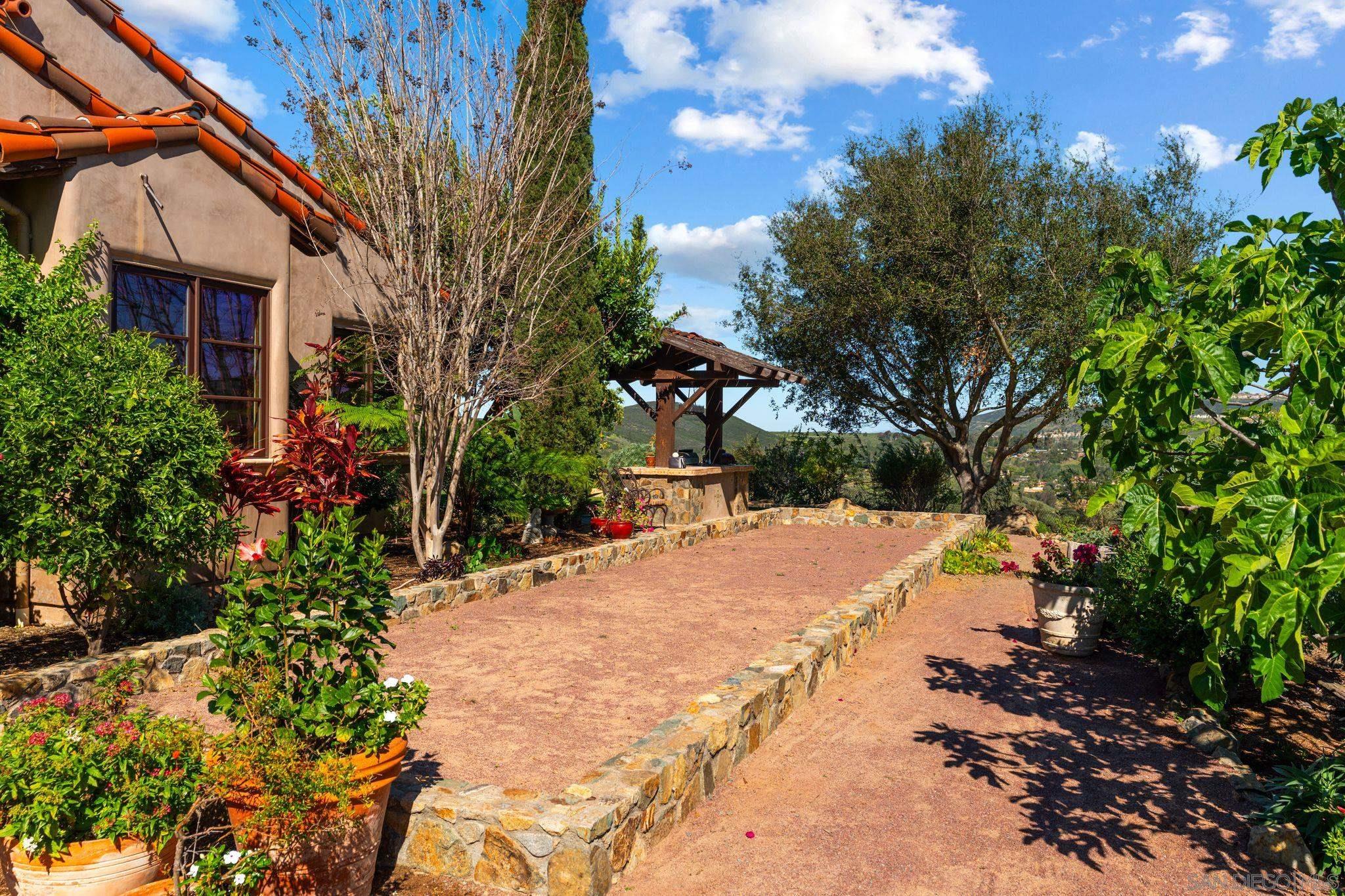 Detail Gallery Image 26 of 34 For 19557  Fortuna Del Este, Escondido,  CA 92029 - 6 Beds | 7/1 Baths